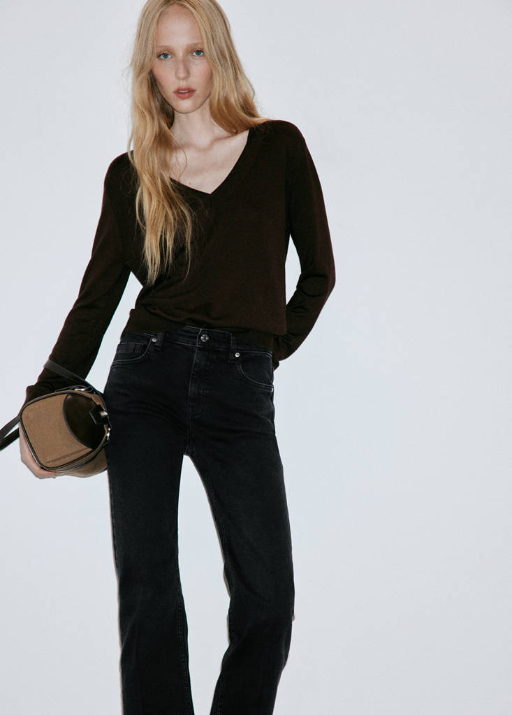 Sienna flared cropped jeans — Black denim