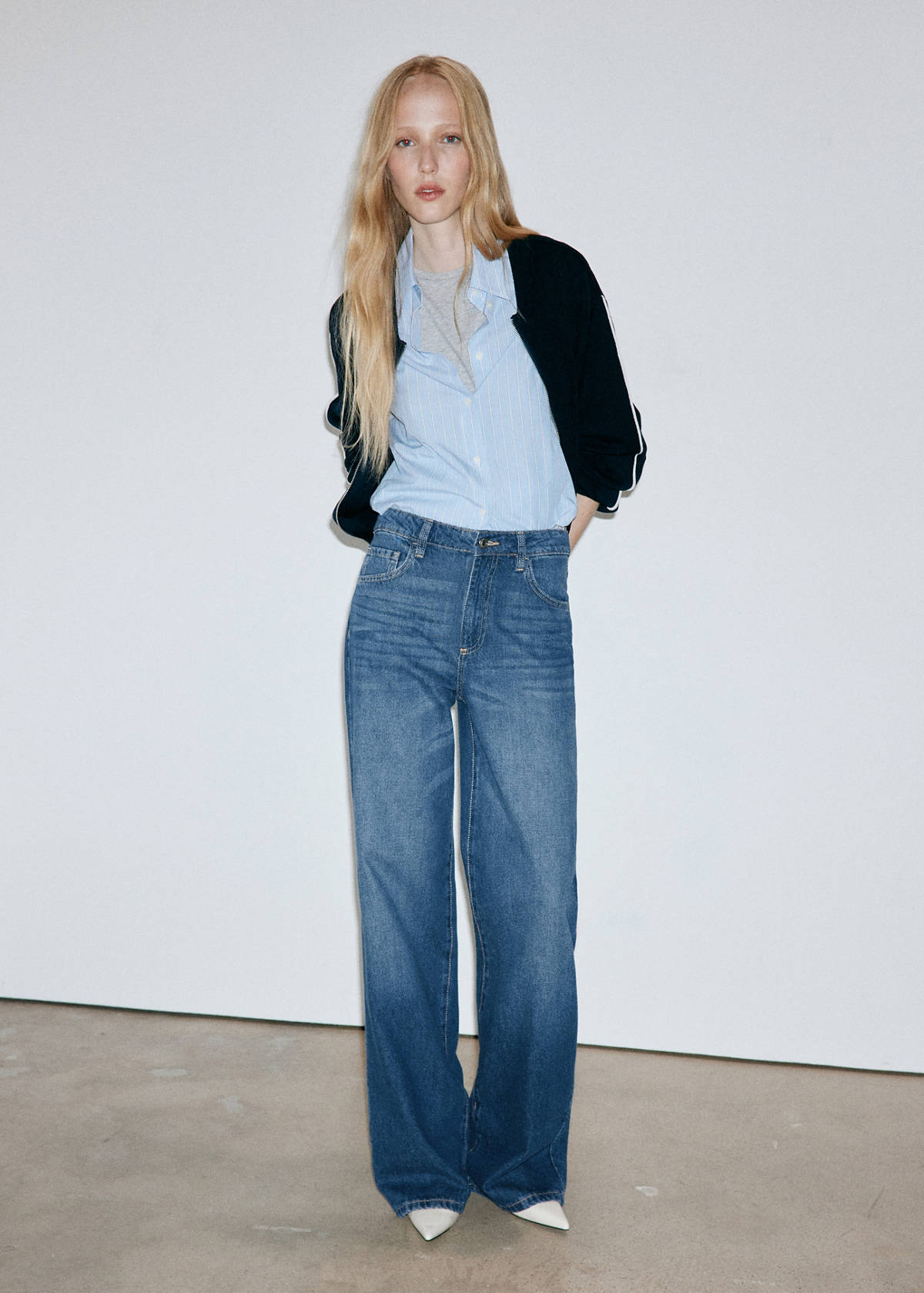 Danila high-waisted wide leg jeans