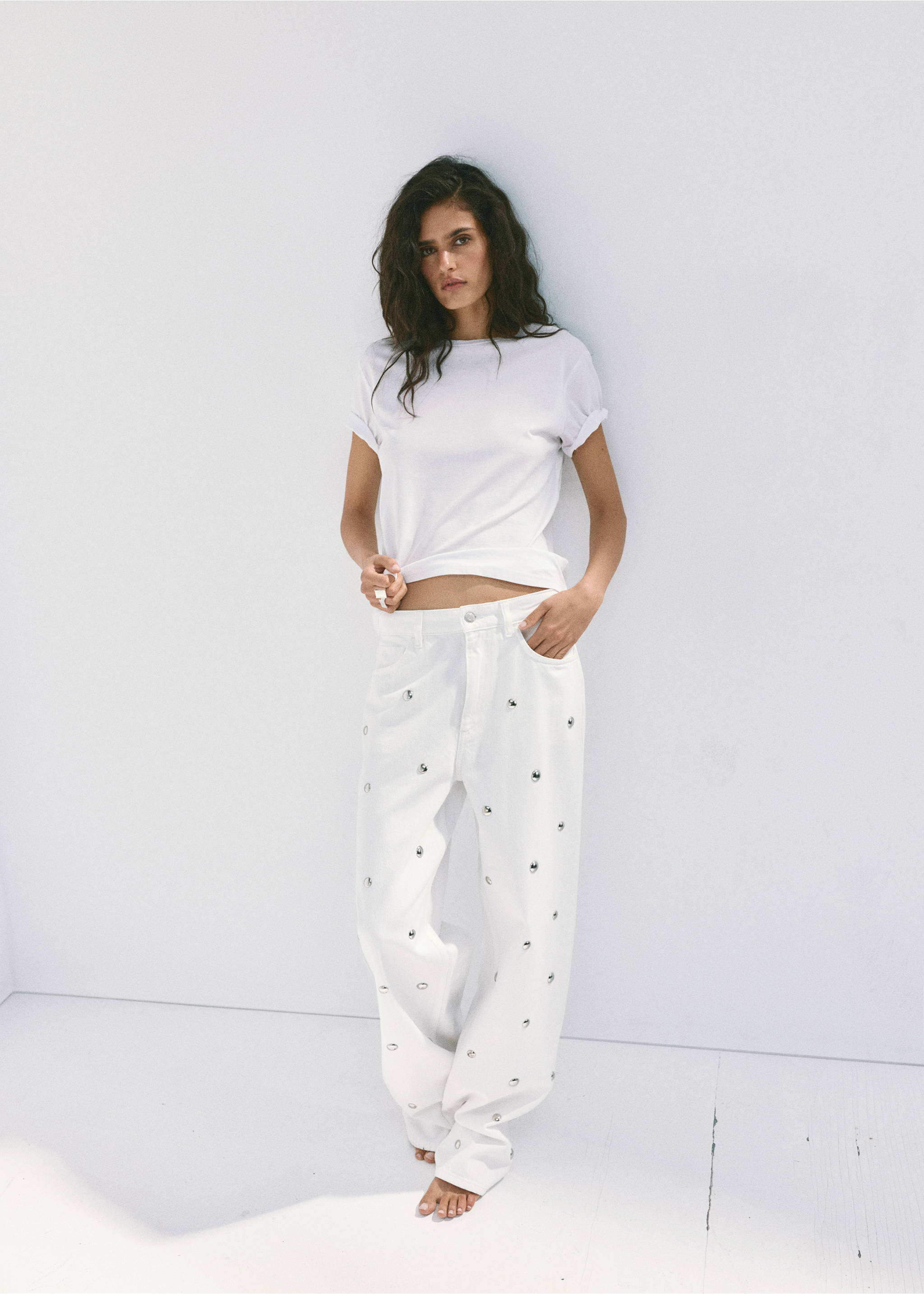 Regular waist studded jeans - General plane, Off White. Ref: 37004105-00.