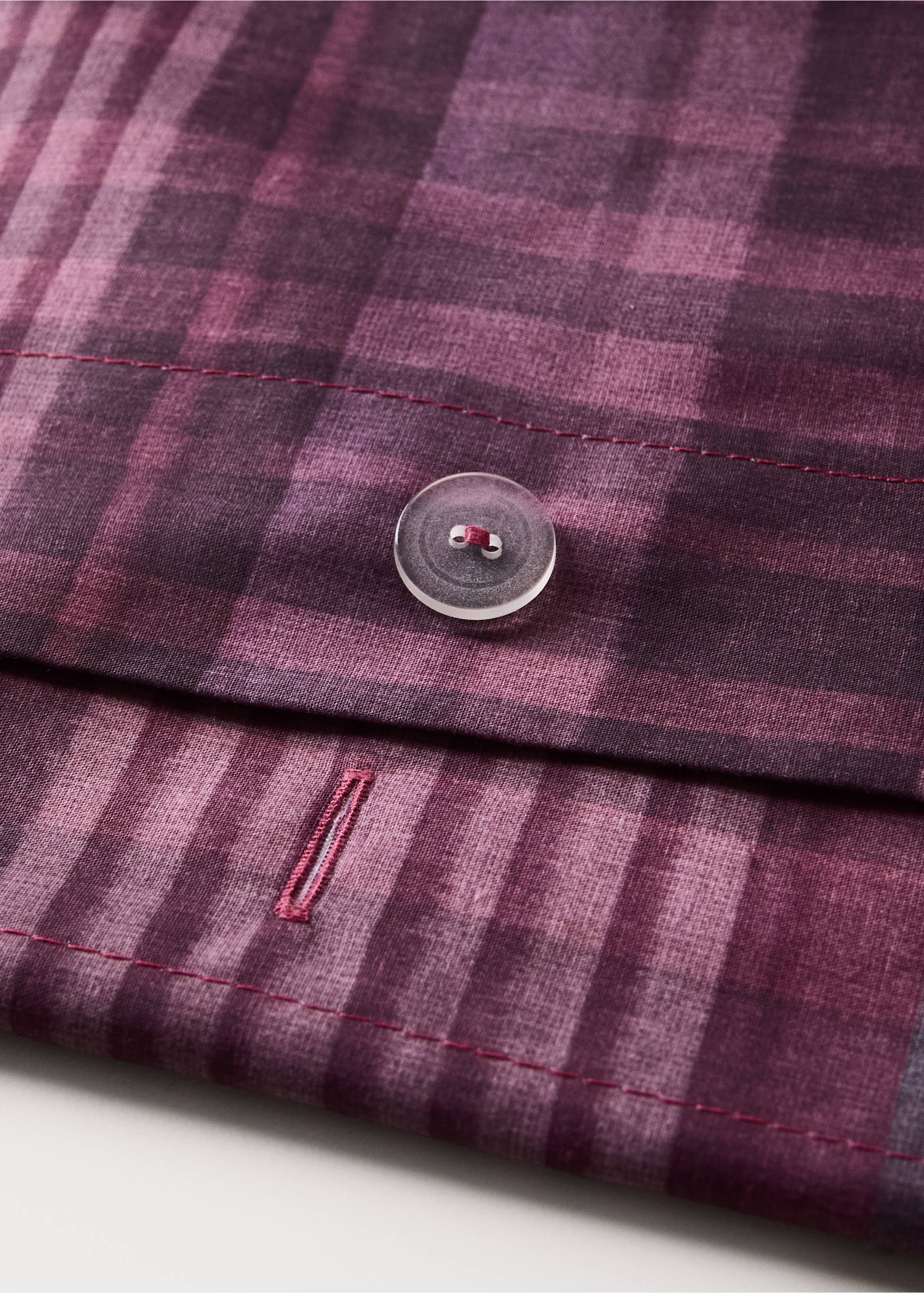 100% cotton percale checked duvet cover for 135/140 cm bed - Details of the article 2, Wine. Ref: 37004124-00.