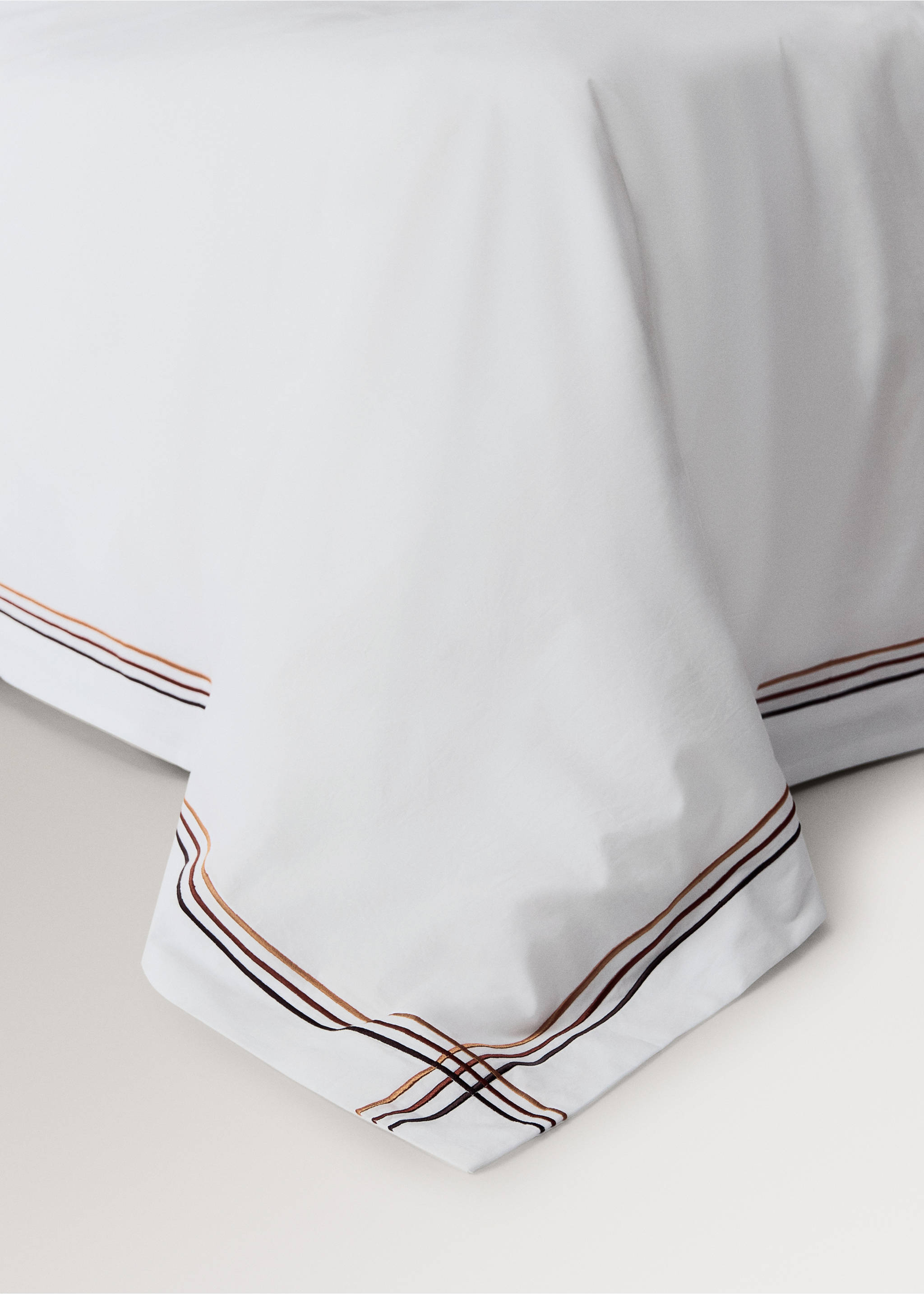Embroidered 100% cotton duvet cover for 90 cm bed - Details of the article 8, Ecru. Ref: 37004134-00.