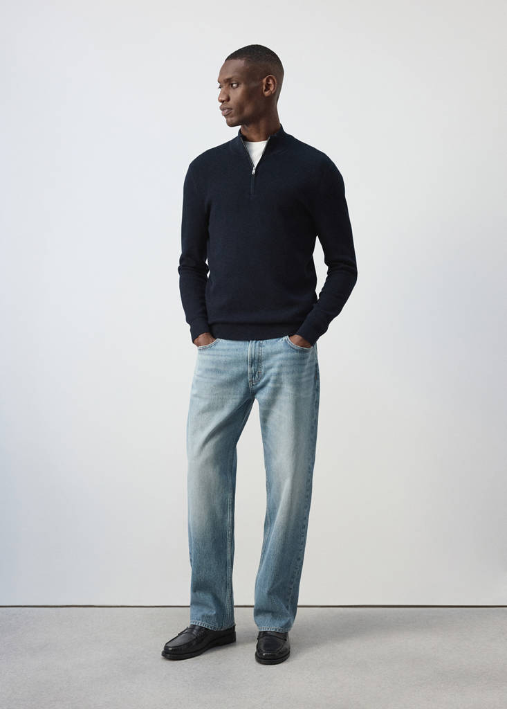 Light wash Moby relaxed fit jeans — Medium Vintage Blue