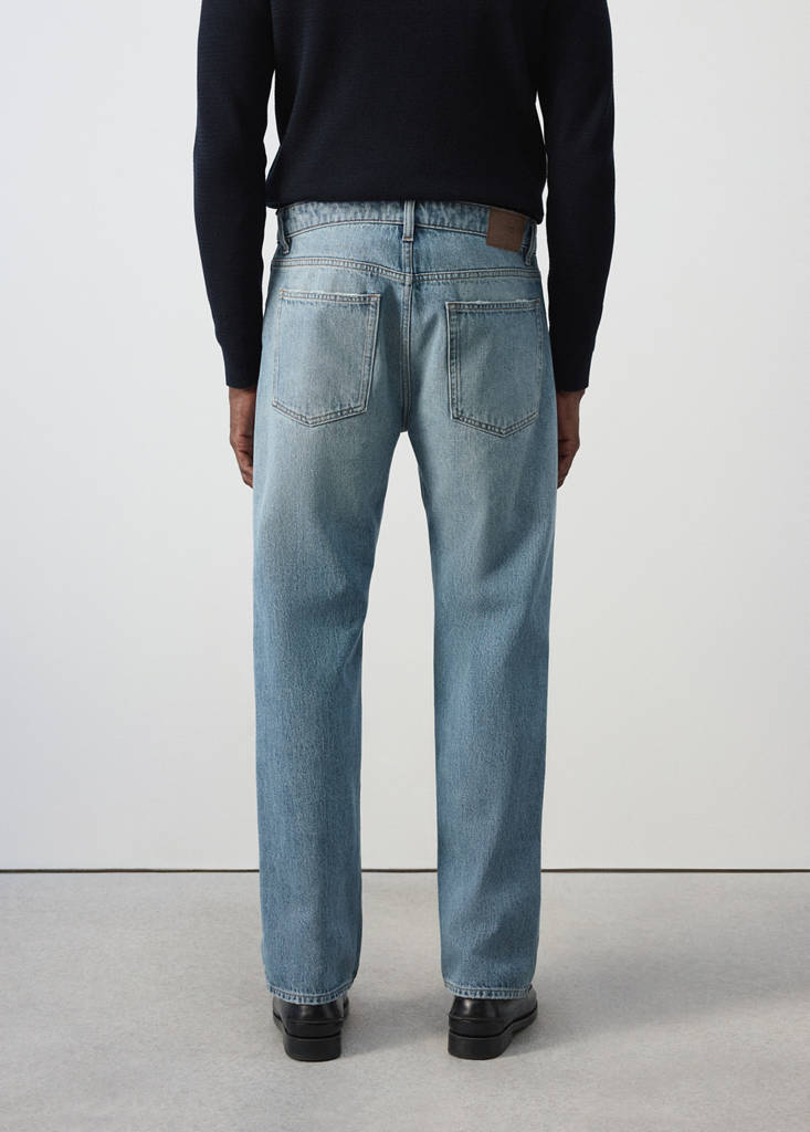 Light wash Moby relaxed fit jeans — Medium Vintage Blue