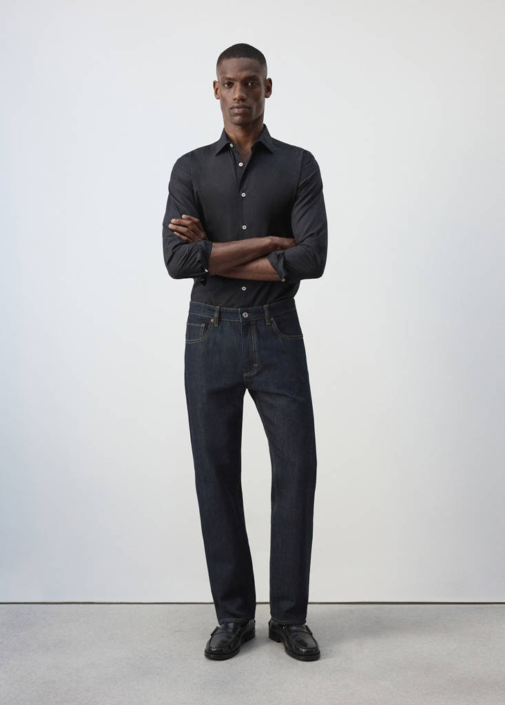 Light wash Moby relaxed fit jeans — Open Blue