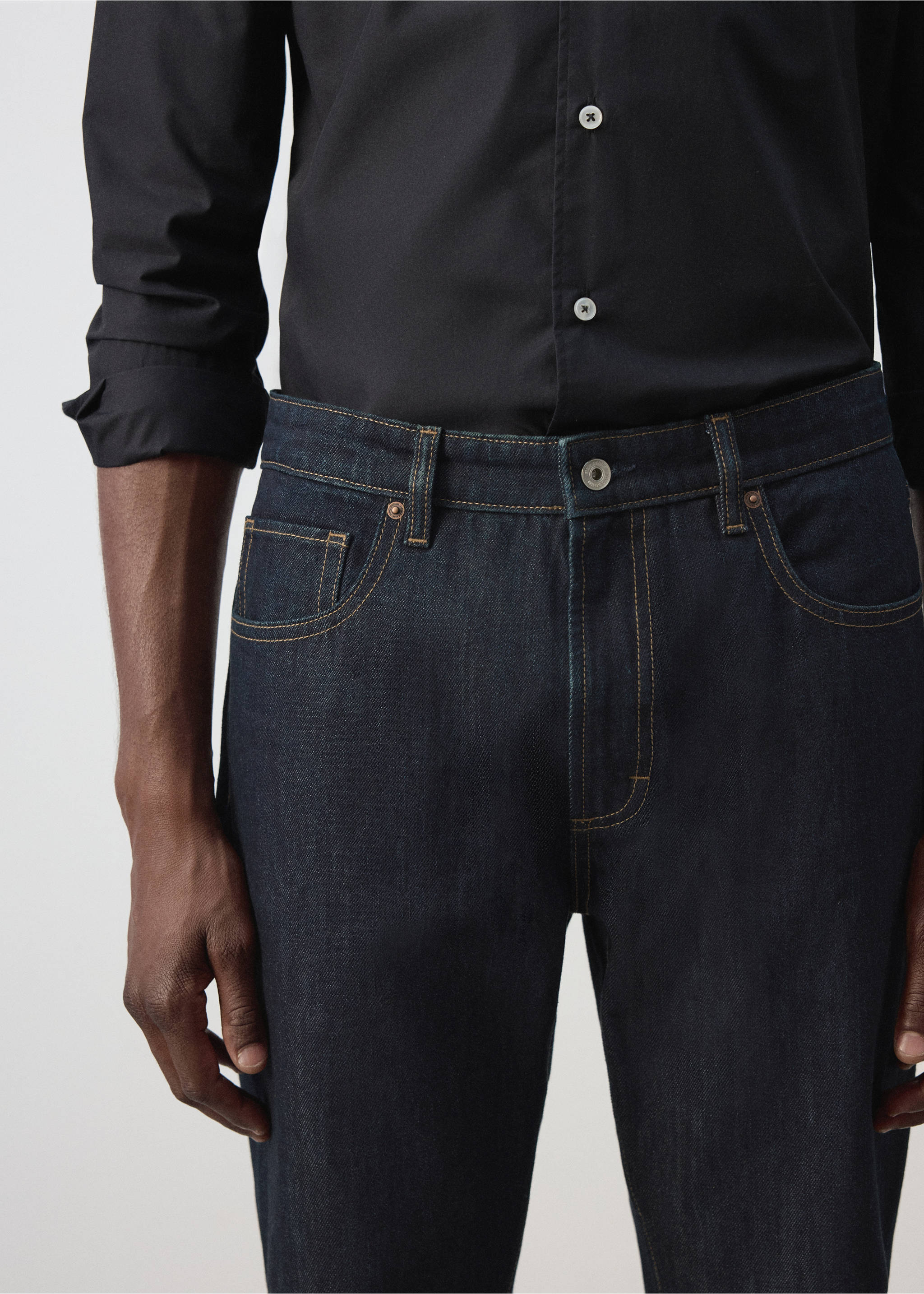 Moby relaxed fit dark wash jeans - Details of the article 1, Open Blue. Ref: 37004408-00.