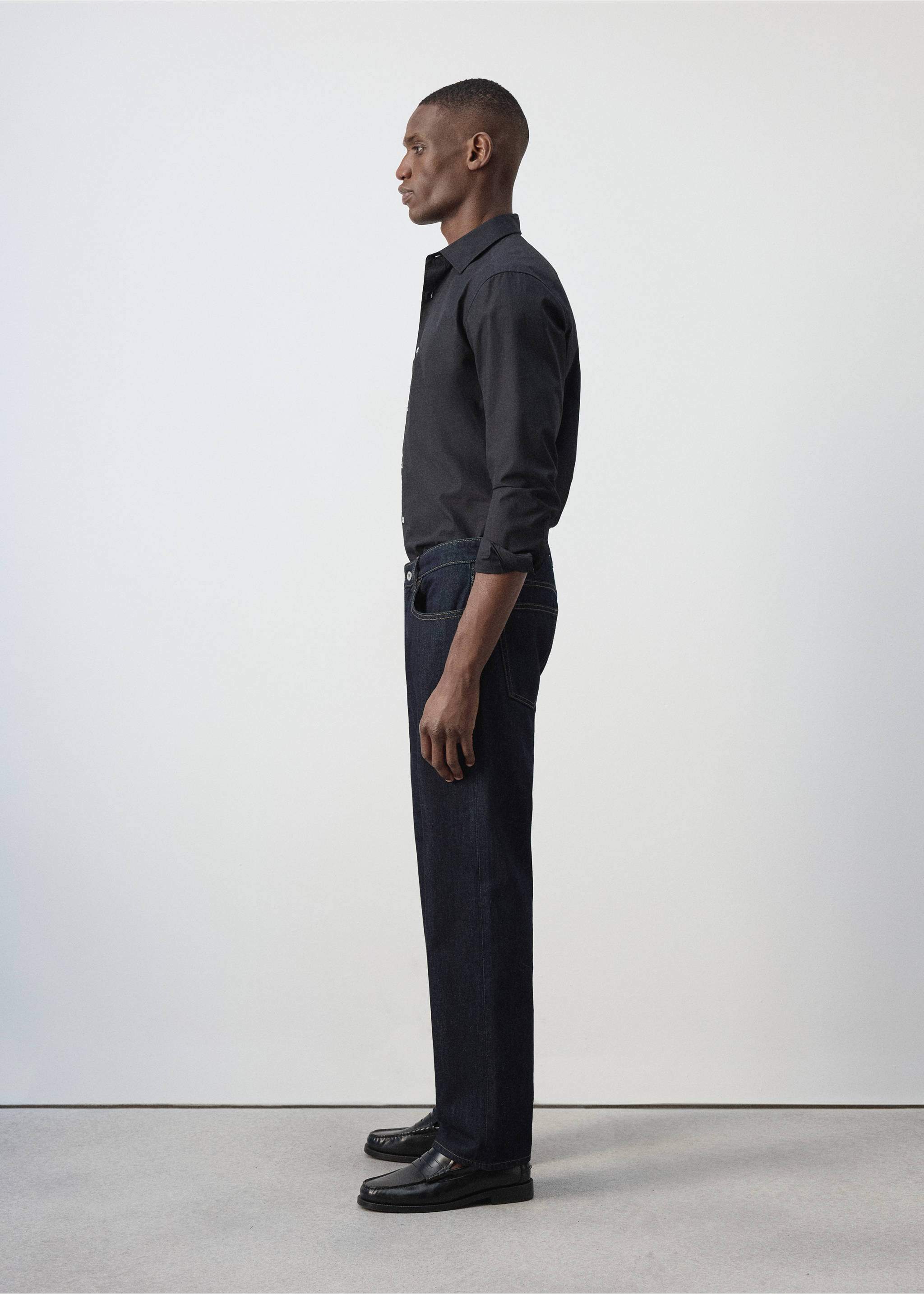 Moby relaxed fit dark wash jeans - Details of the article 2, Open Blue. Ref: 37004408-00.