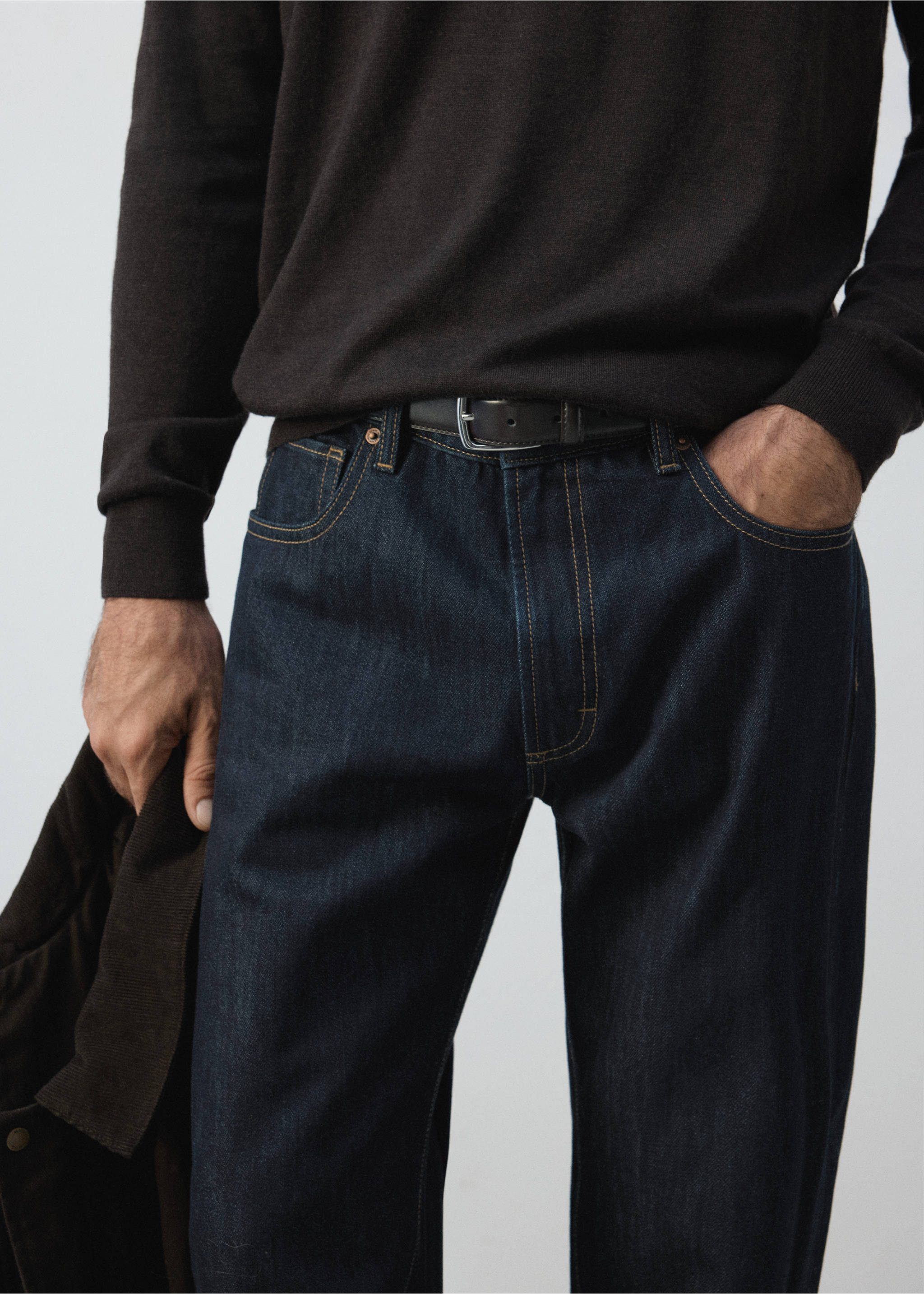 Moby relaxed fit dark wash jeans - Details of the article 1, Open Blue. Ref: 37004408-01.