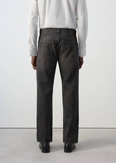 Light wash Moby relaxed fit jeans — Open Grey 3