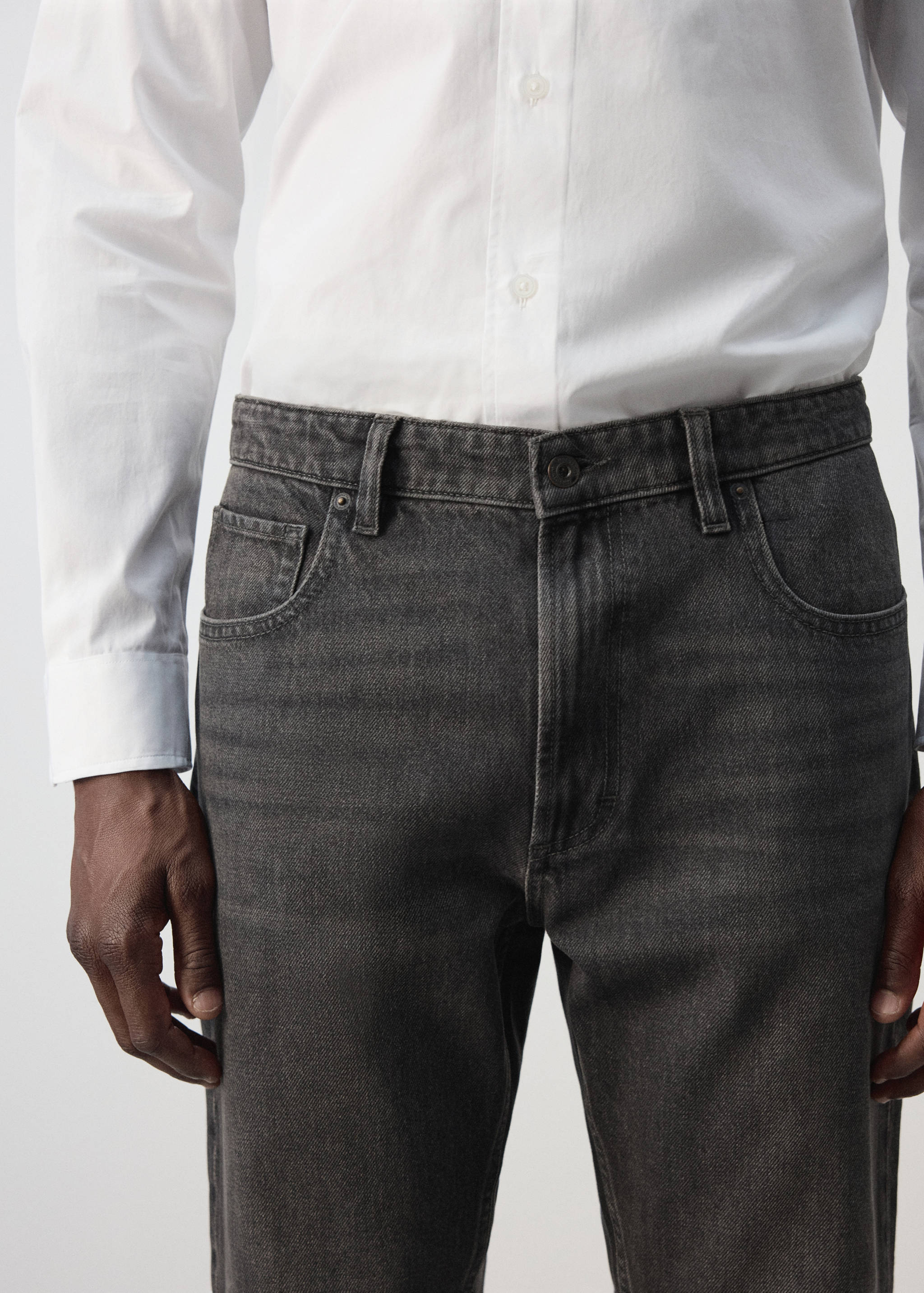 Moby relaxed fit dark wash jeans - Details of the article 1