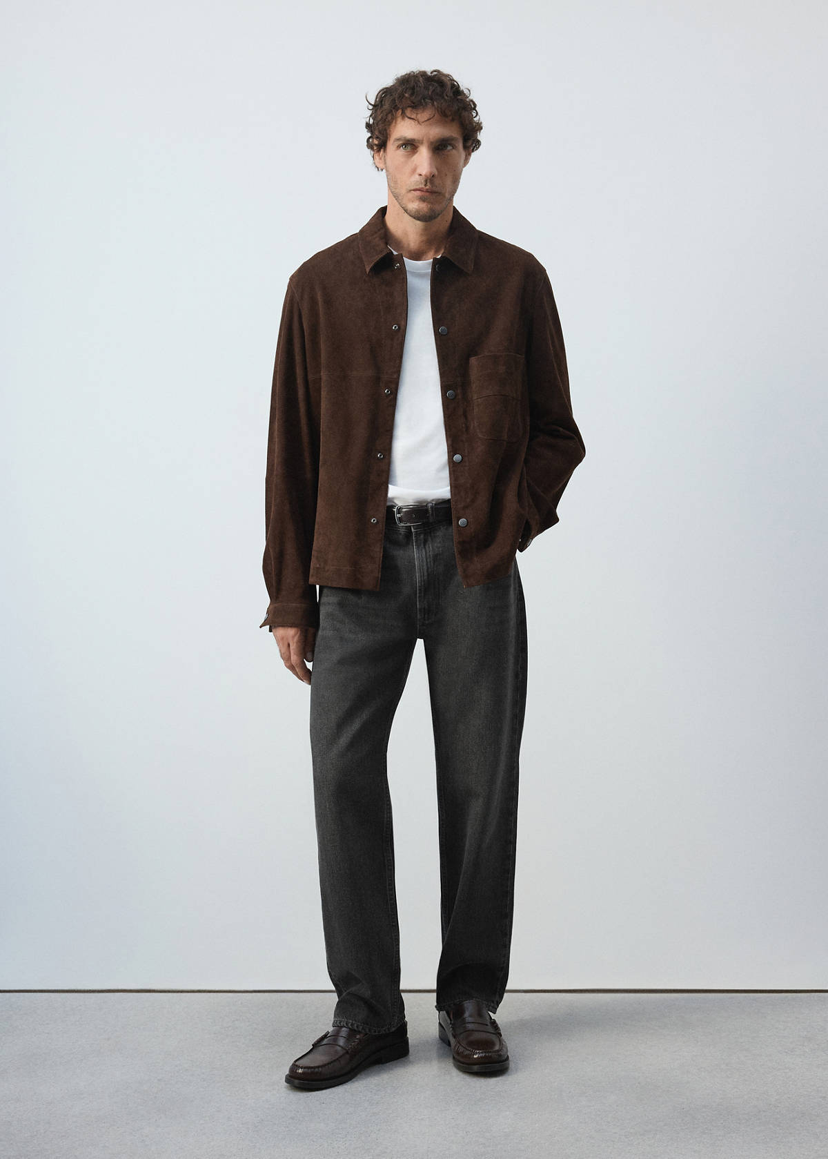 Light wash Moby relaxed fit jeans — Open Grey