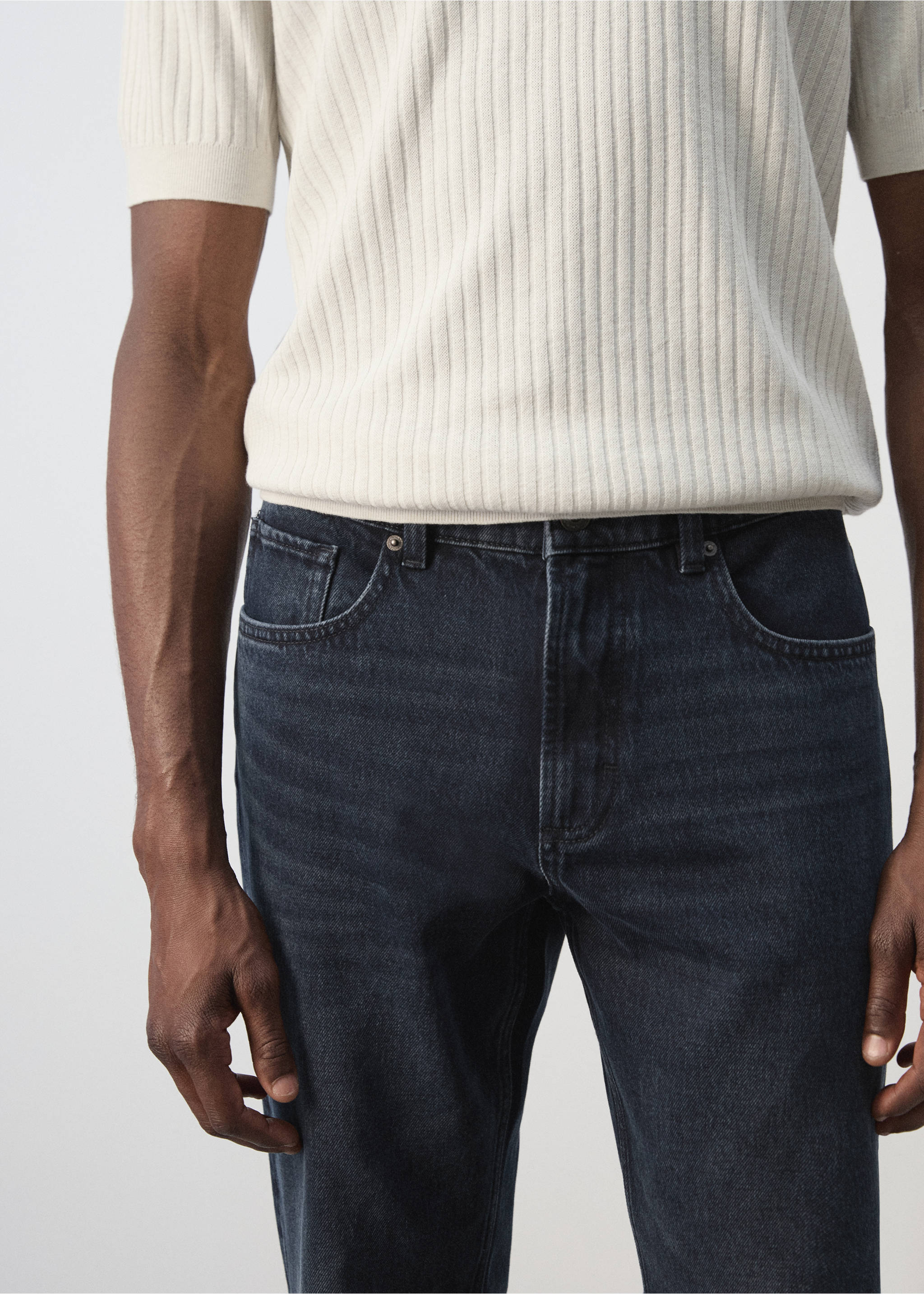 Bob regular-fit jeans - Details of the article 1, Deep Dark Blue. Ref: 37004413-00.