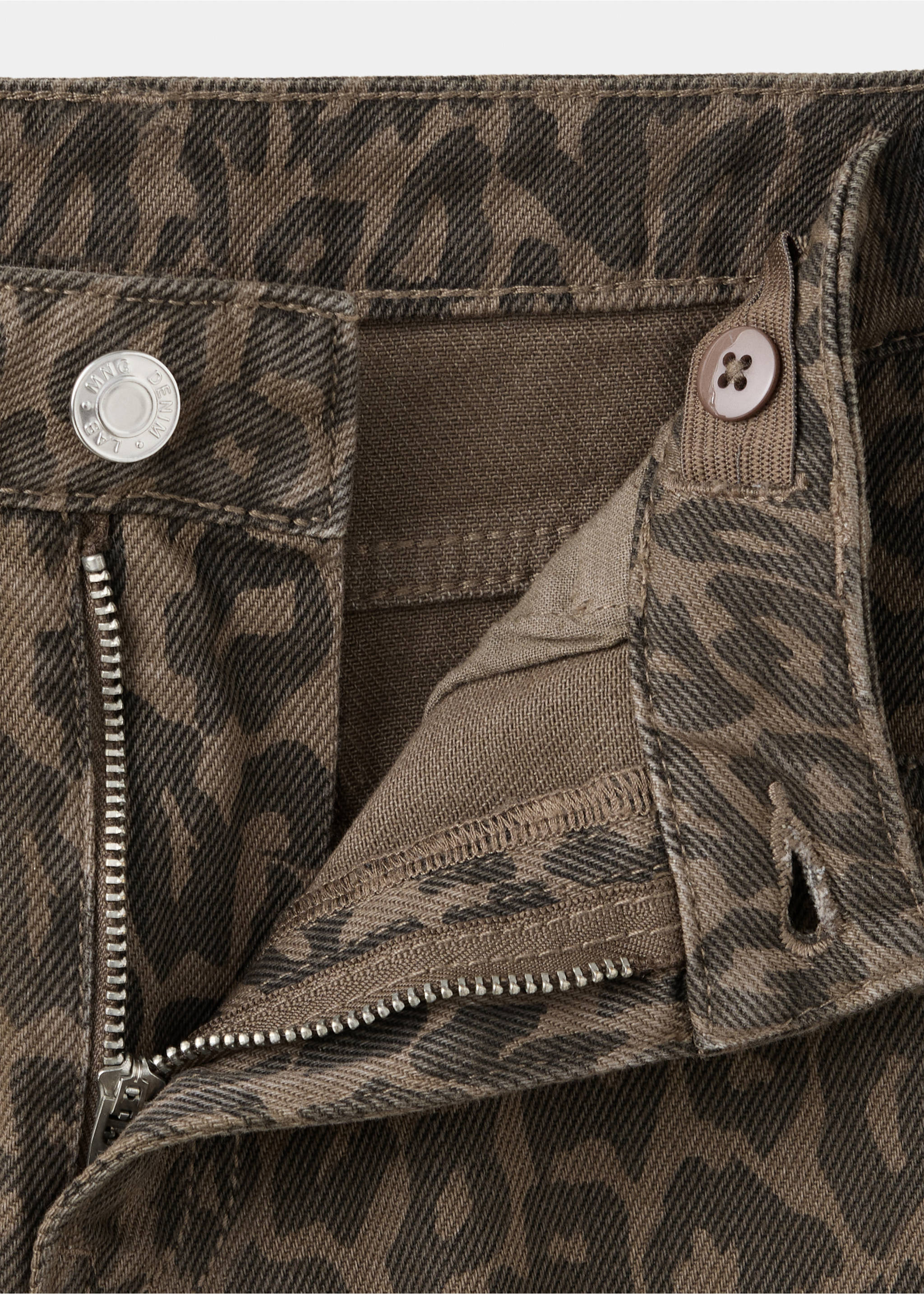 Wide leg animal print jeans - Details of the article 8, Brown. Ref: 37004419-00.