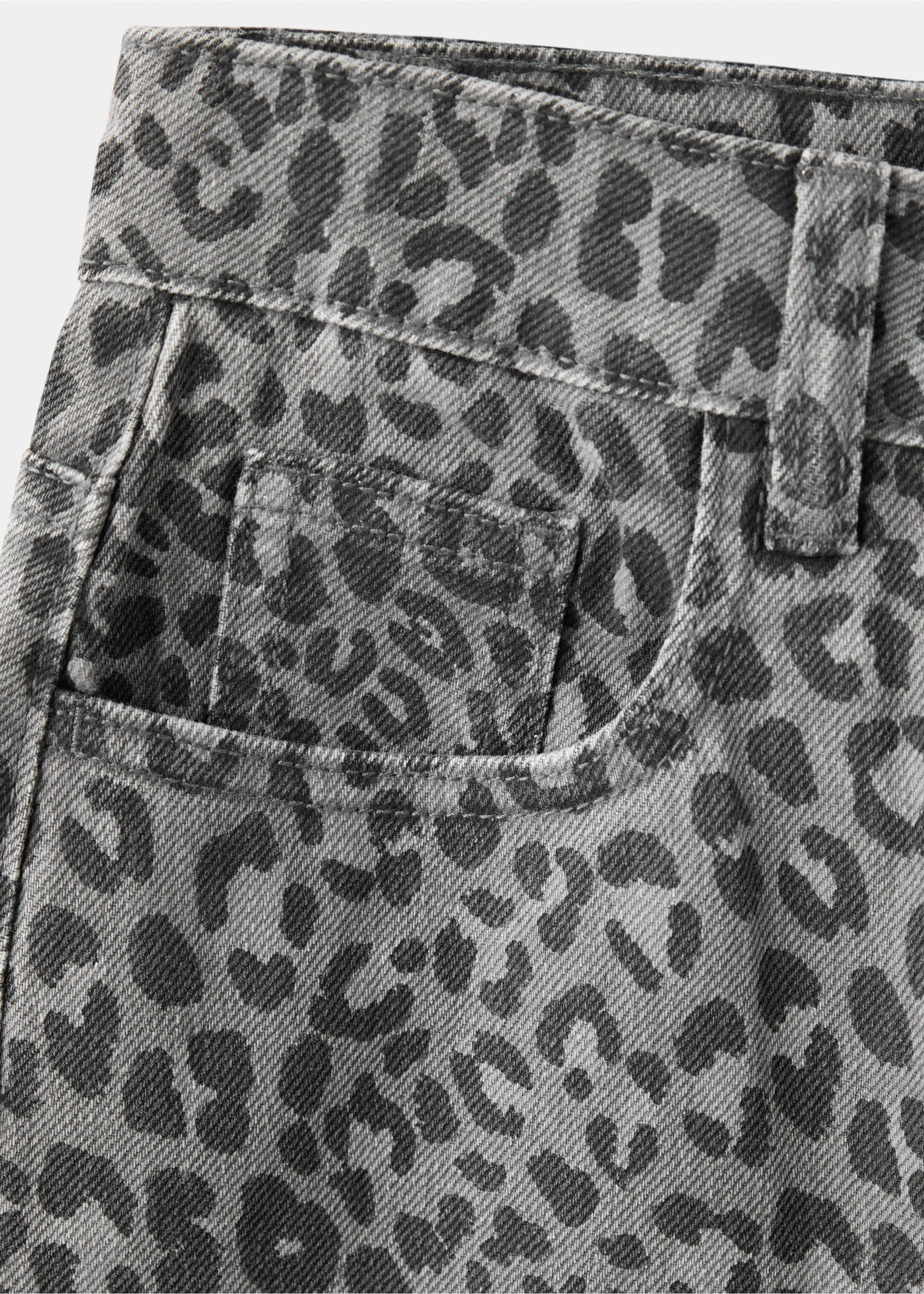 Leopard-print straight jeans - Details of the article 0, Charcoal. Ref: 37004422-00.