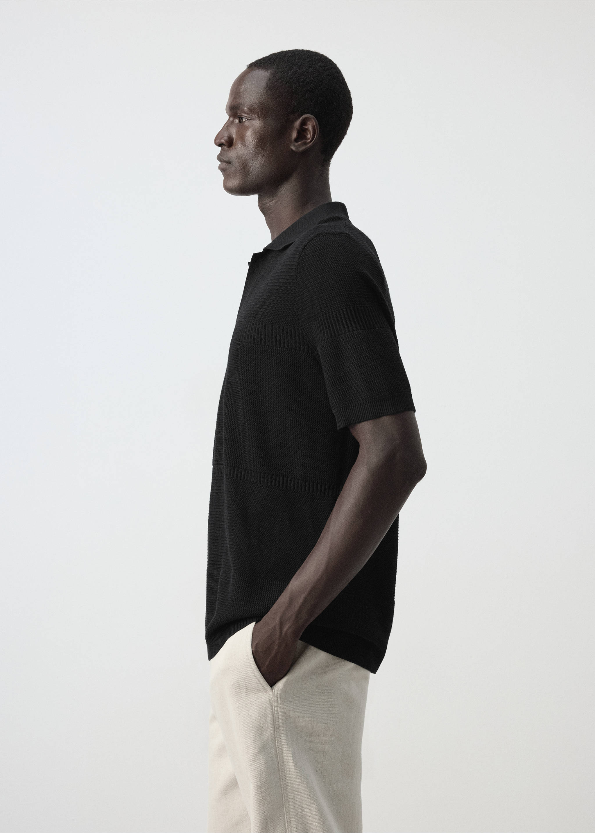 100% cotton fine knit polo - Details of the article 2, Black. Ref: 37004428-00.