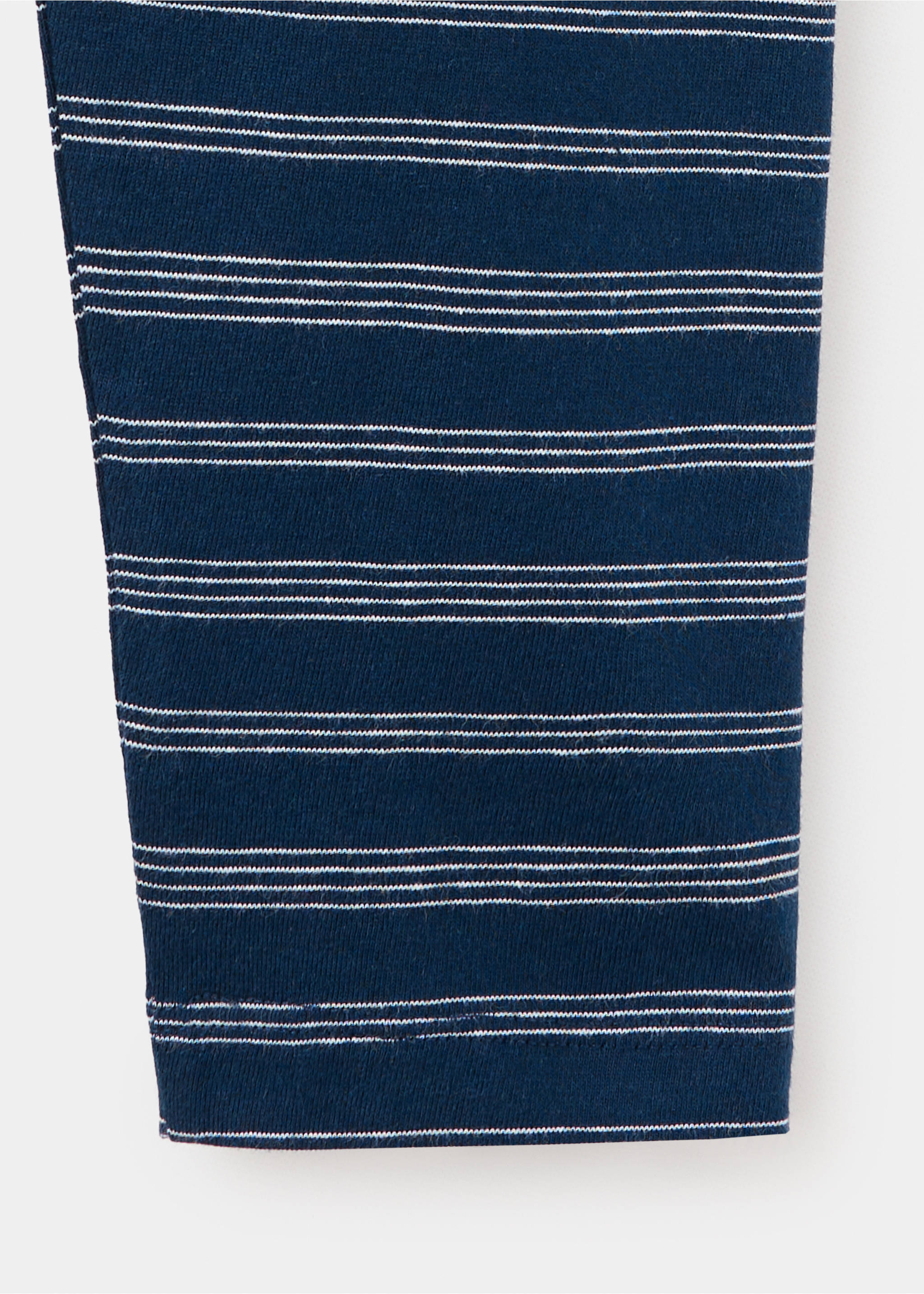 Striped oversized t-shirt - Details of the article 8, Navy. Ref: 37004429-00.
