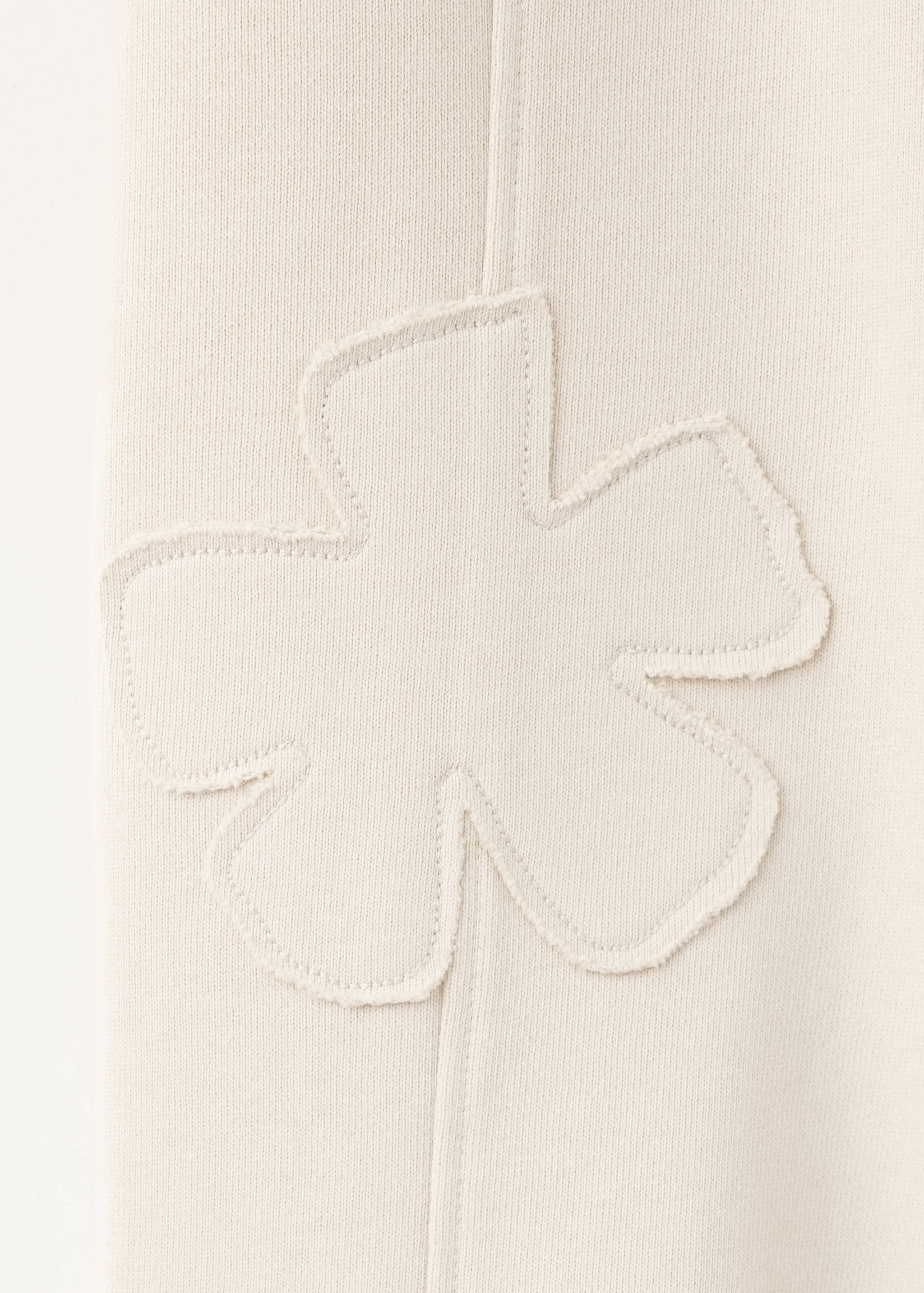 Pantalon jogger avec fleur brodée - Détail de l'article 8