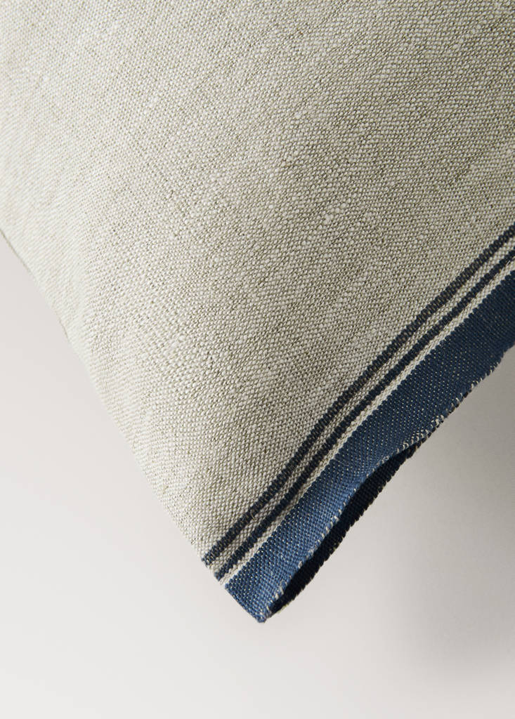 Striped linen cushion cover 50x50 cm — Blue
