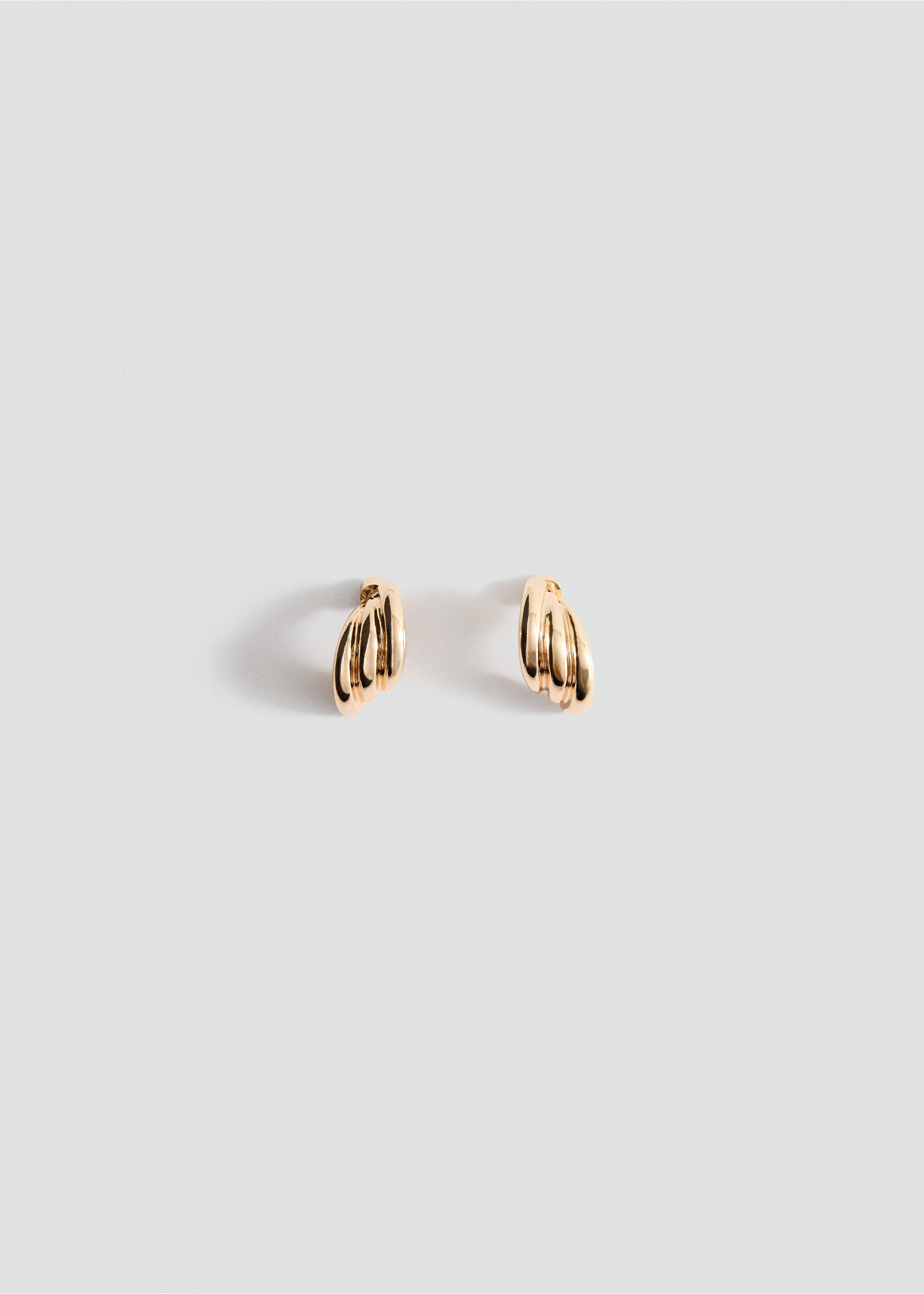 Embossed semi-hoop earrings - Article without model, Gold. Ref: 37004454-00.