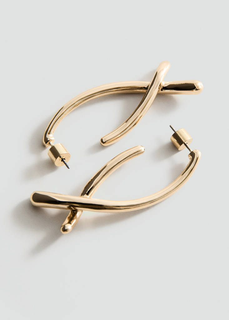 Irregular textured earrings — Gold