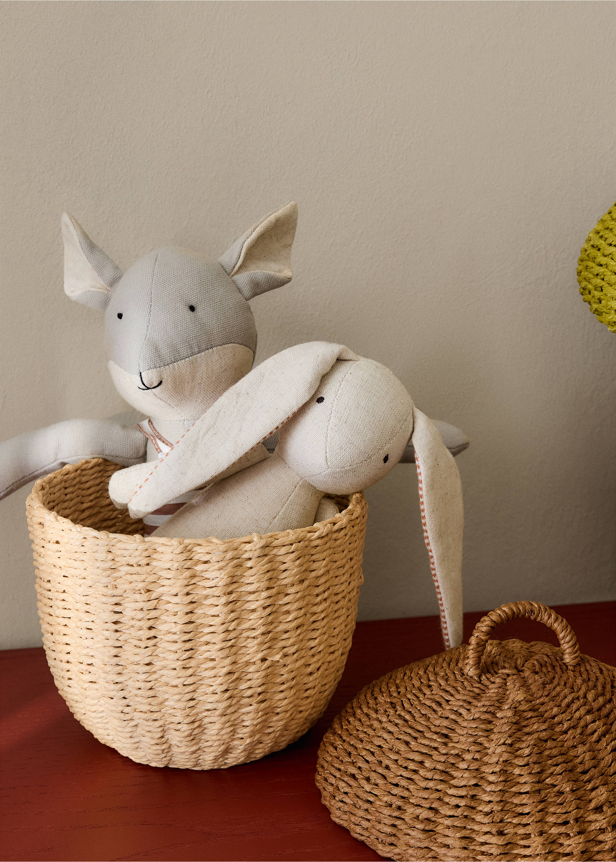 100% paper basket with animated design - General plane, Brown. Ref: 37004462-00.