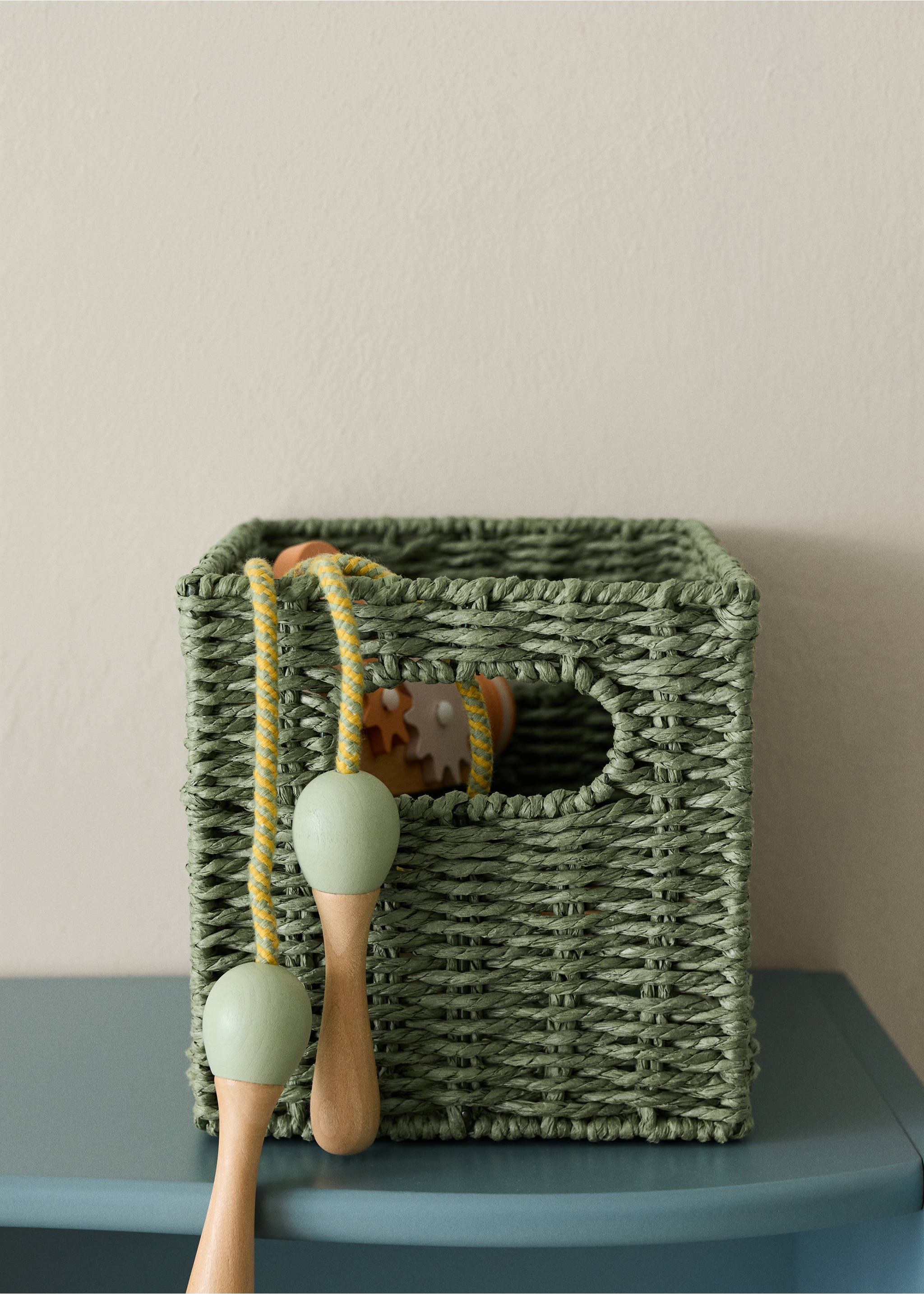 Medium-sized paper basket - General plane, Forest Green. Ref: 37004474-00.