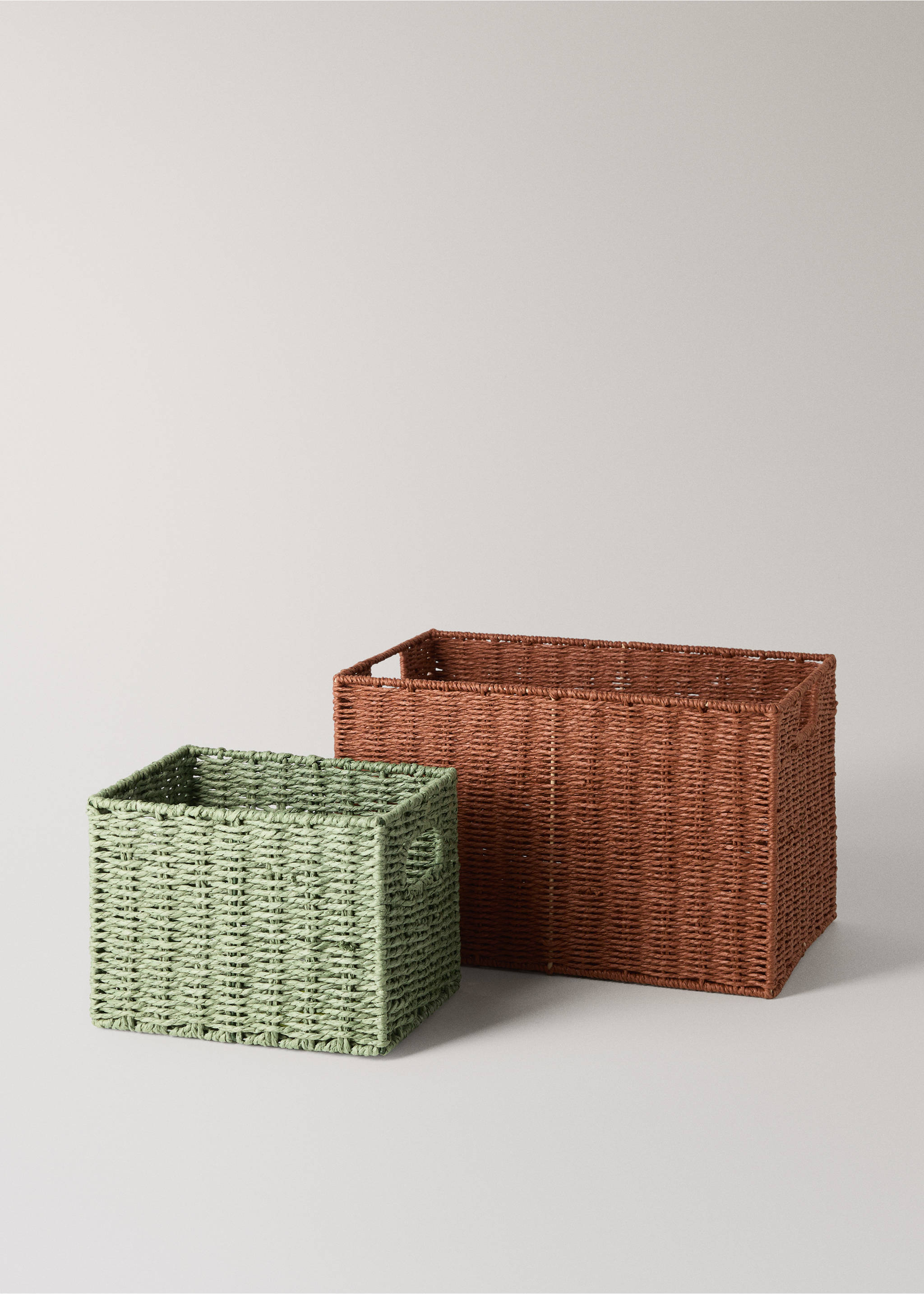 Panier en papier moyen couleur - Détail de l'article 3, Vert forêt. Ref: 37004474-00.