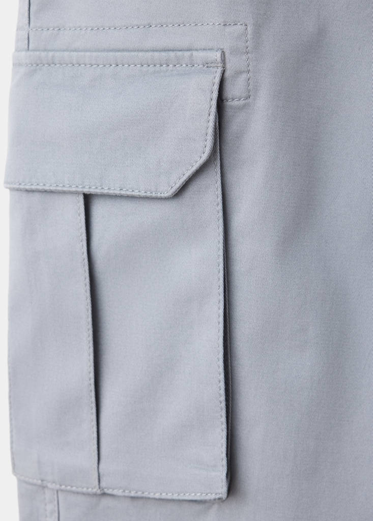 Straight cargo trousers — Grey