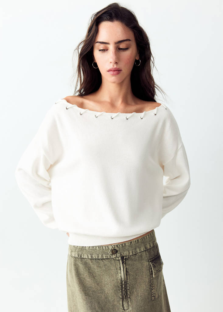 Knitted jumper with neck detail — White