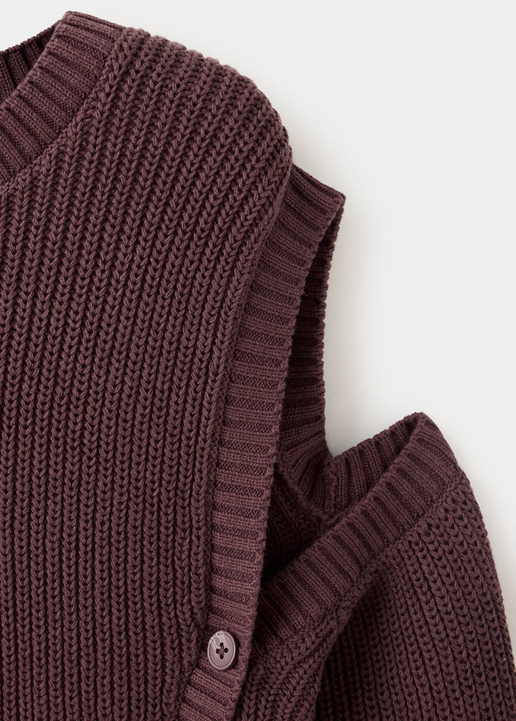 Knit sweater with cut-out detail — Burgundy