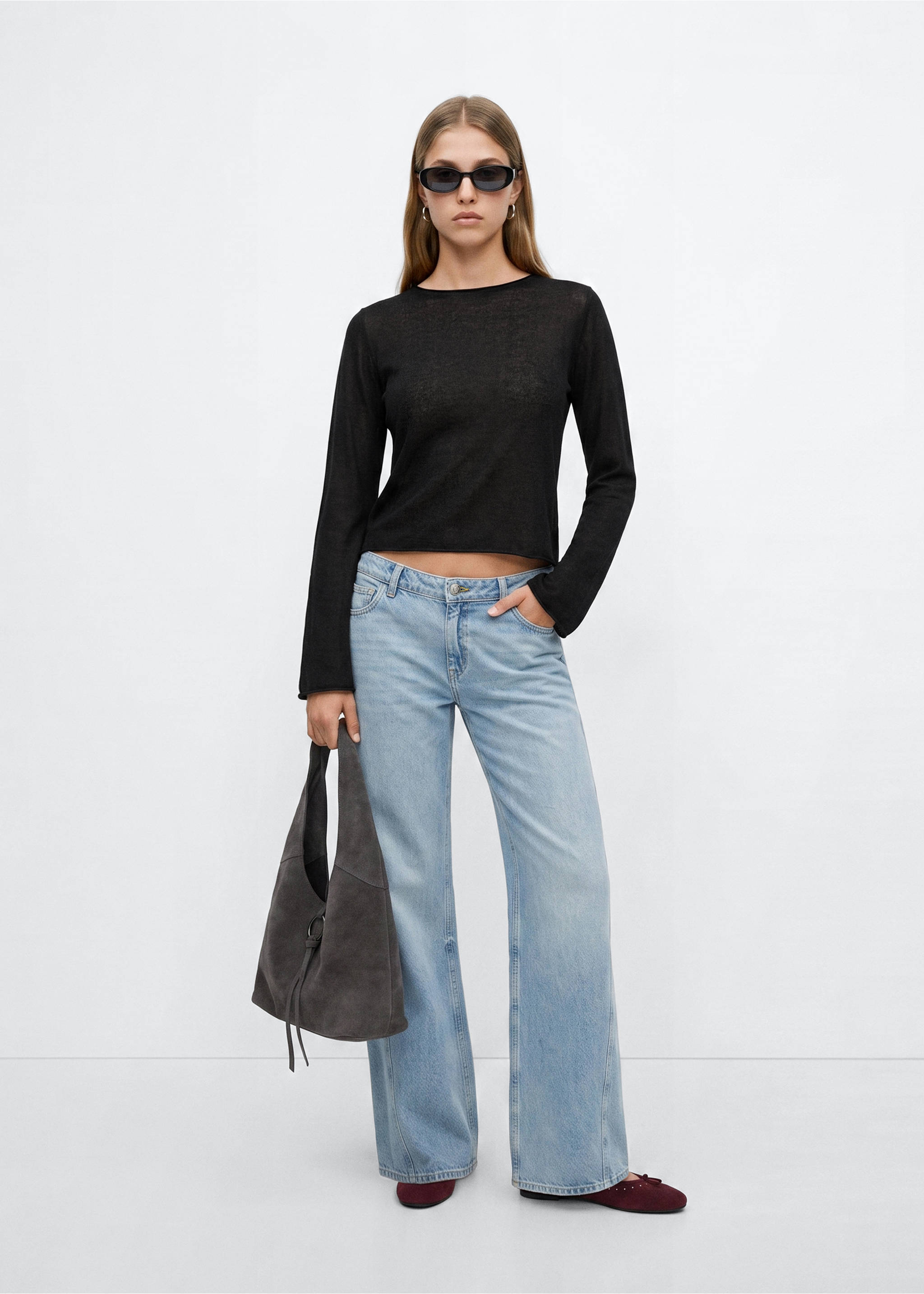 Fine knit semi-transparent jumper - General plane, Black. Ref: 37004793-00.
