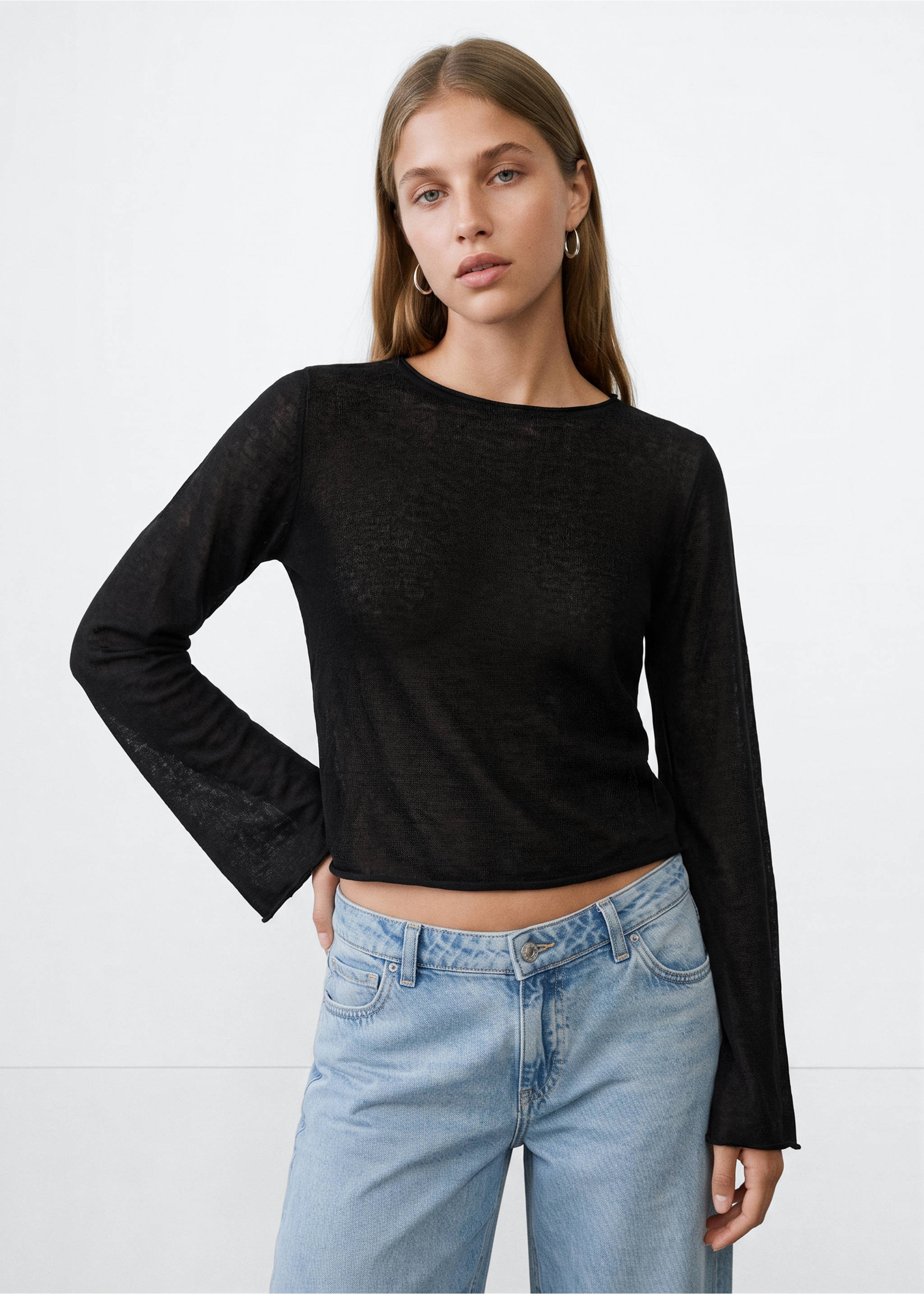 Fine knit semi-transparent jumper - Medium plane, Black. Ref: 37004793-00.