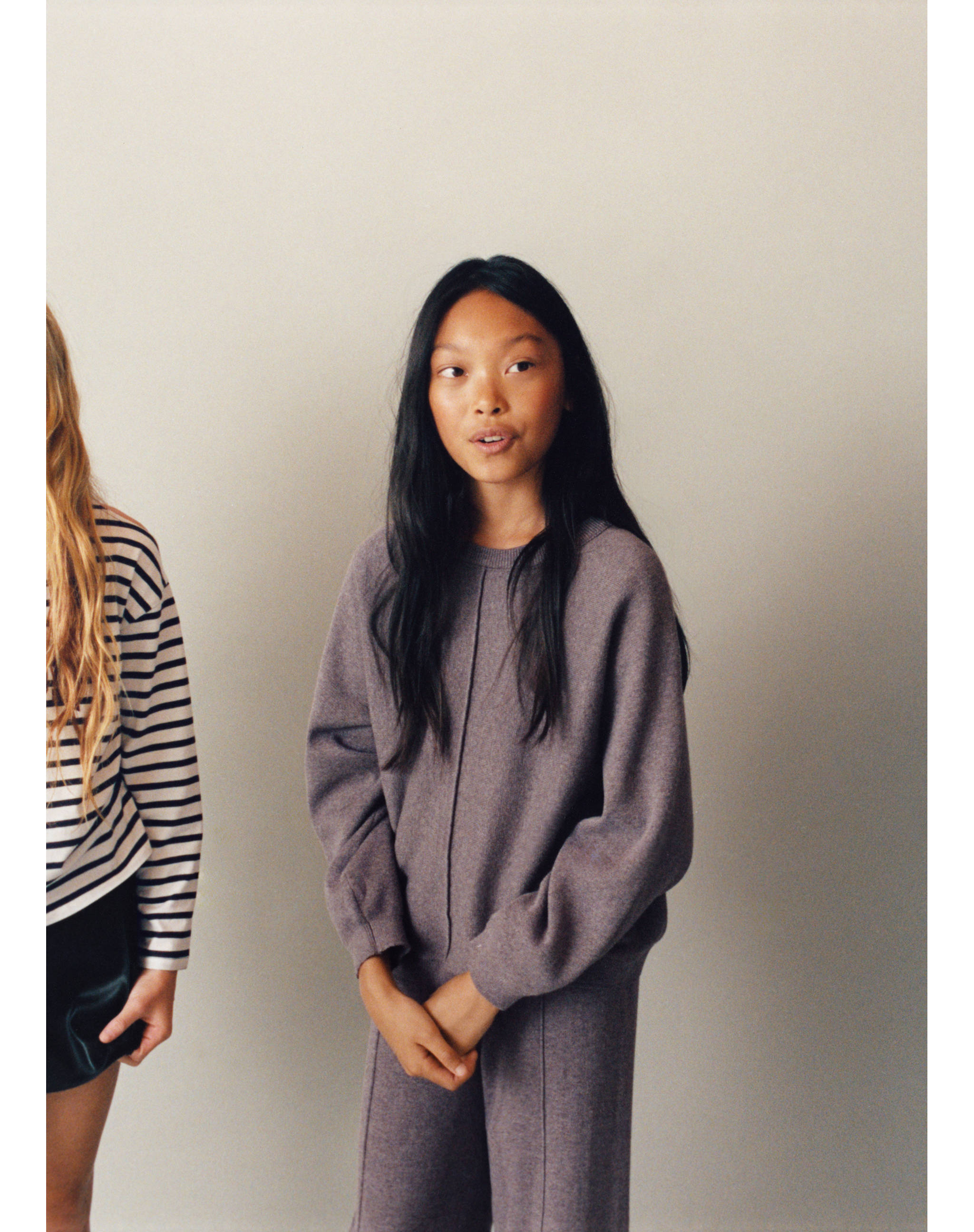 Knitted jumper with seam detail - Details of the article 5