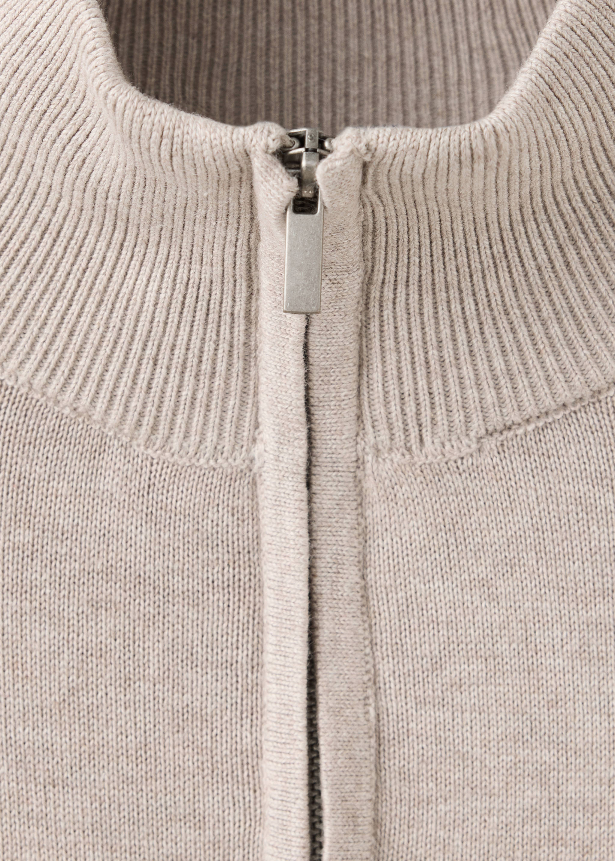 Perkins-neck sweater with zip - Details of the article 8