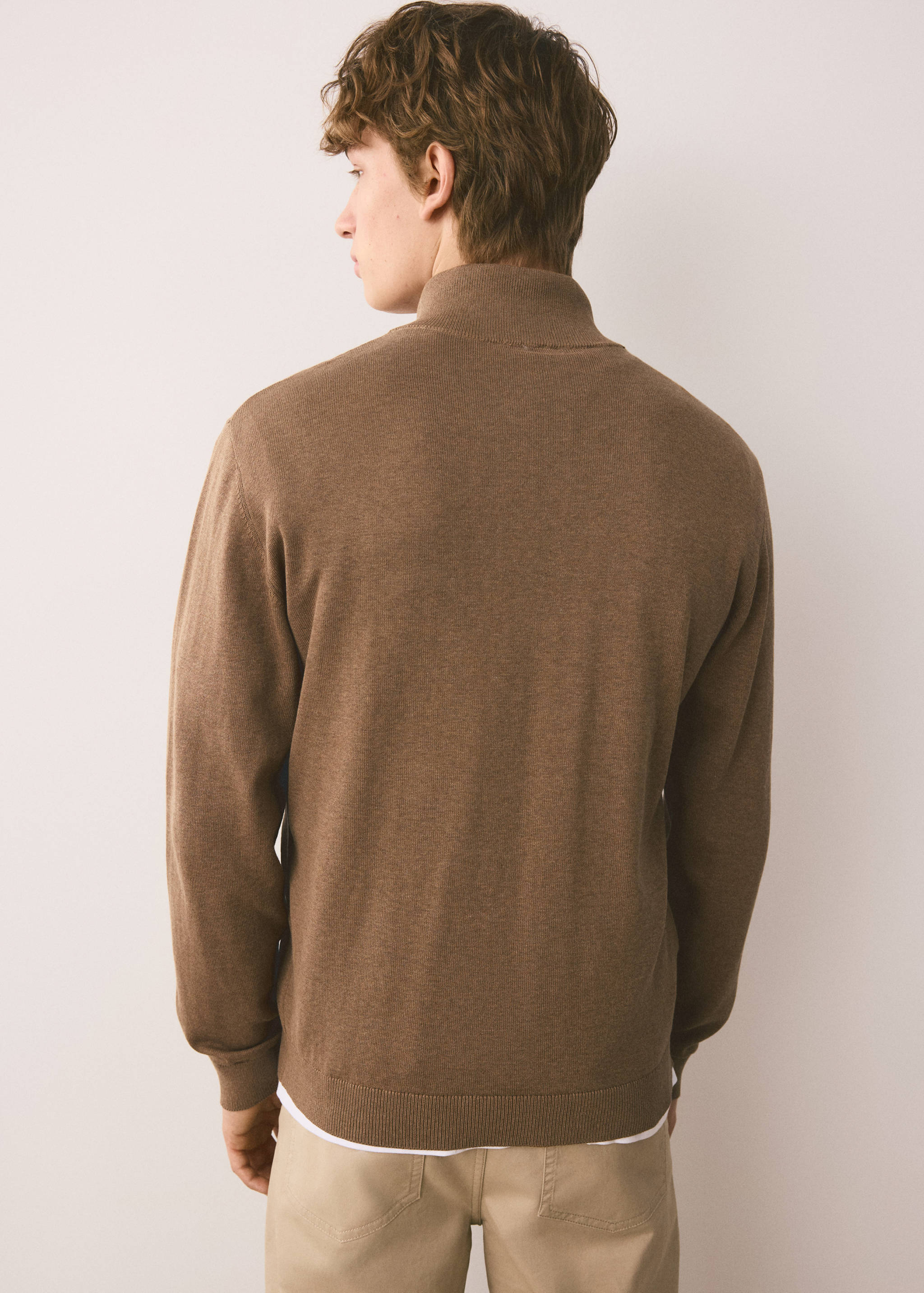 Perkins-neck sweater with zip - Reverse of the article
