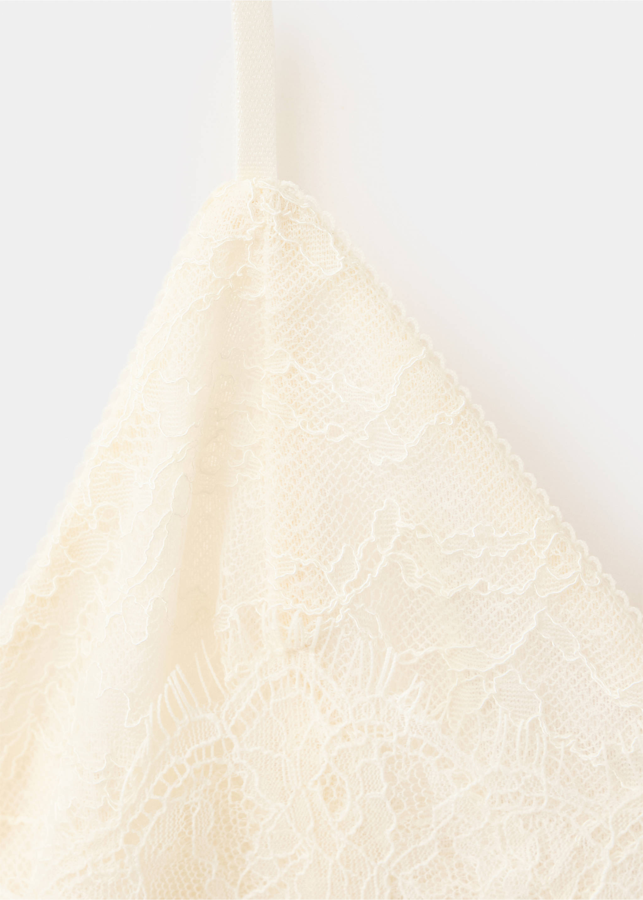 Top roco - Détail de l'article 8, Écru. Ref: 37004800-00.