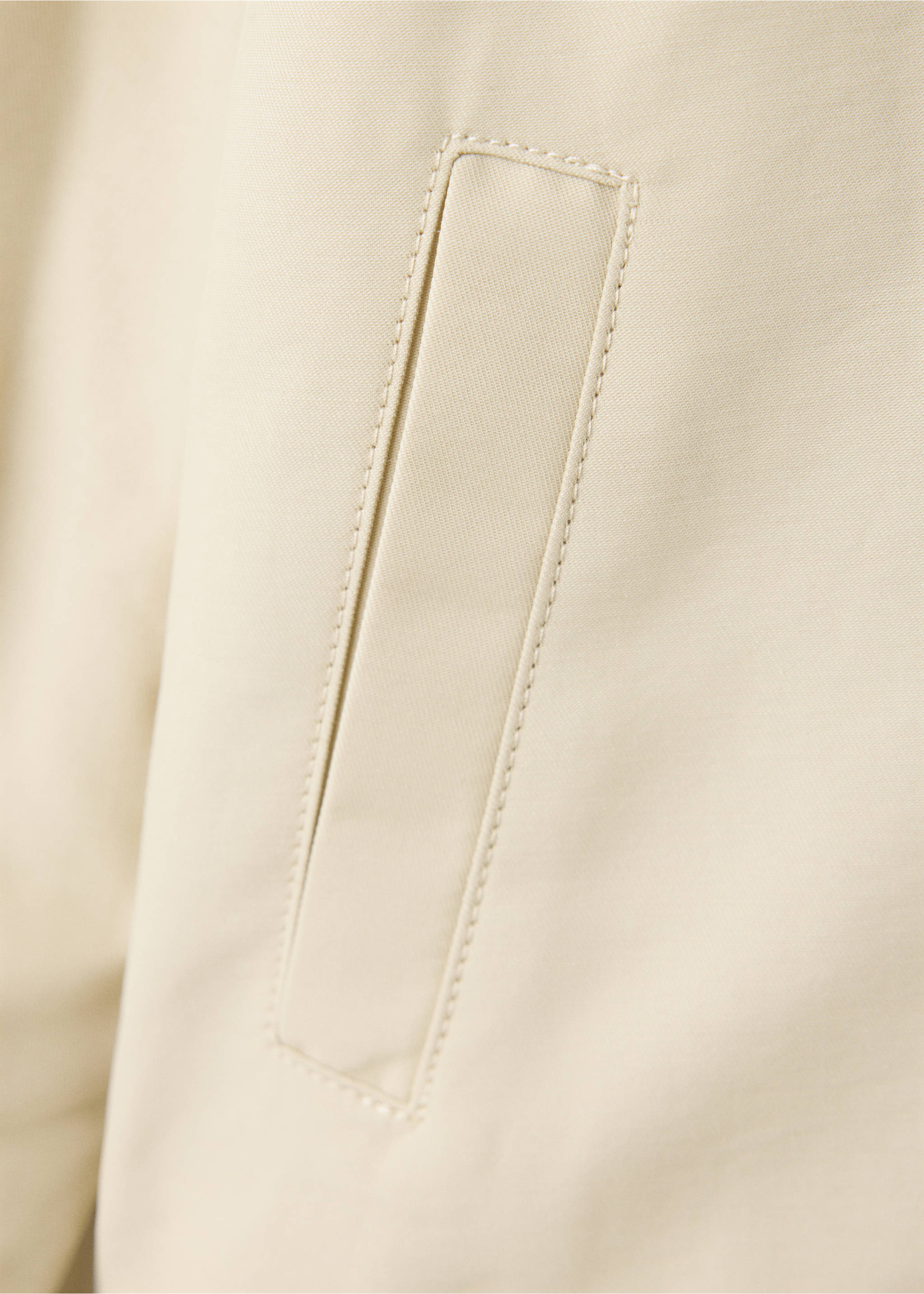 Short trench coat - Details of the article 0, Beige. Ref: 37005156-00.