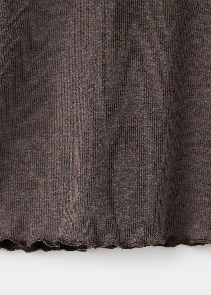 Knitted T-shirt with scalloped detailing — Chocolate