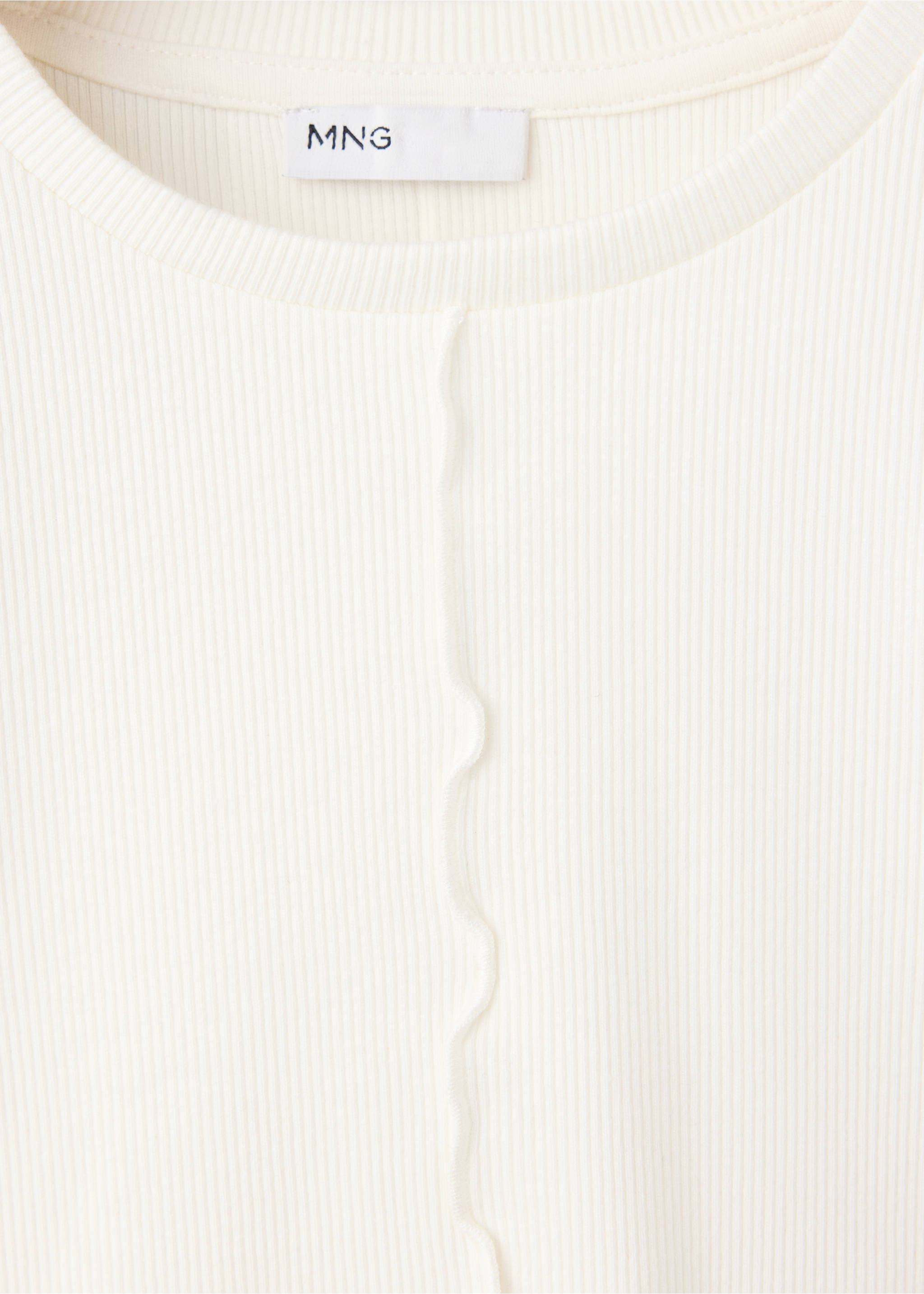 T-shirt côtelé manches longues - Détail de l'article 8, Blanc cassé. Ref: 37005179-00.