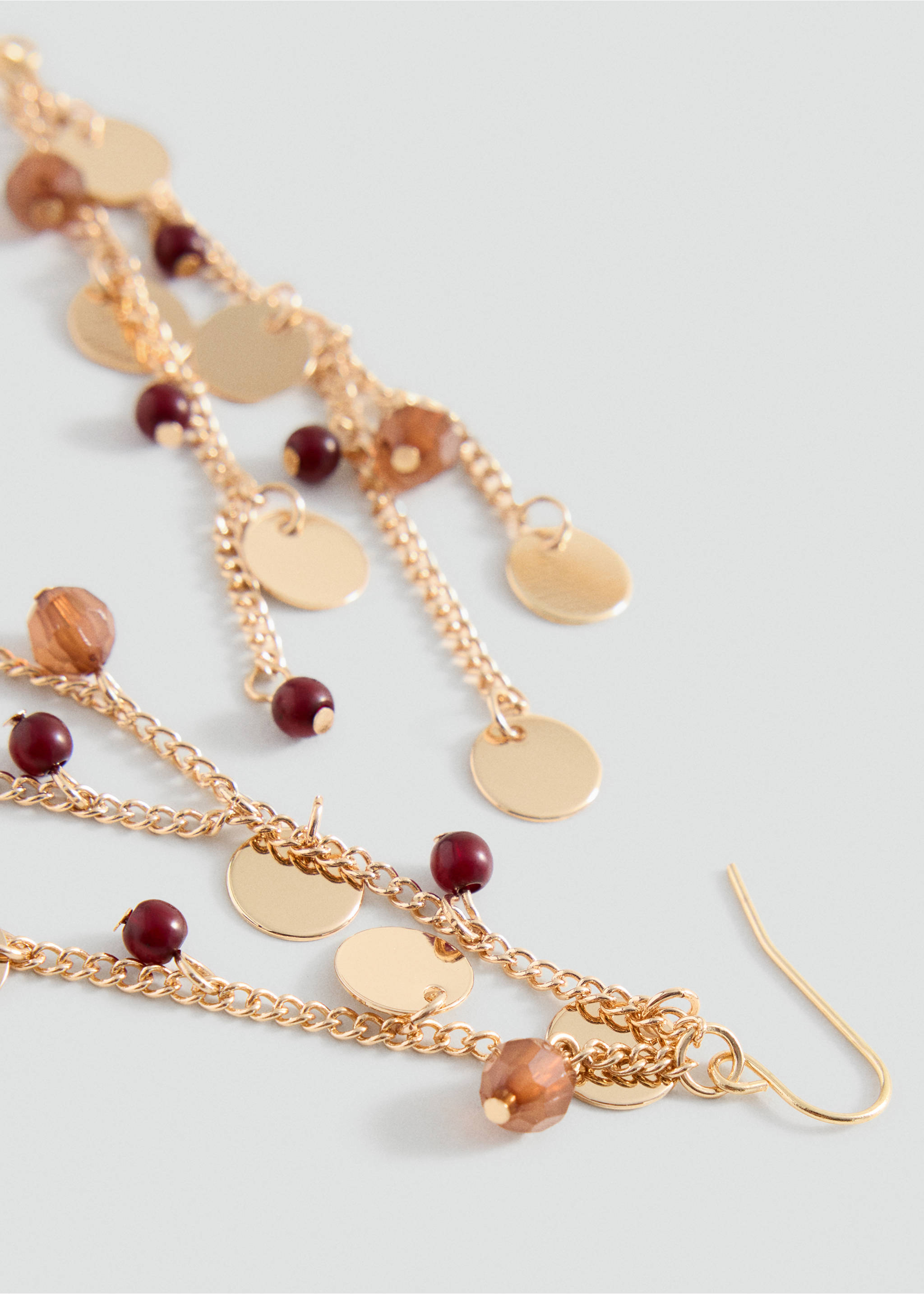 Boucles d'oreilles pendantes perles - Plan moyen, Or. Ref: 37005205-00.