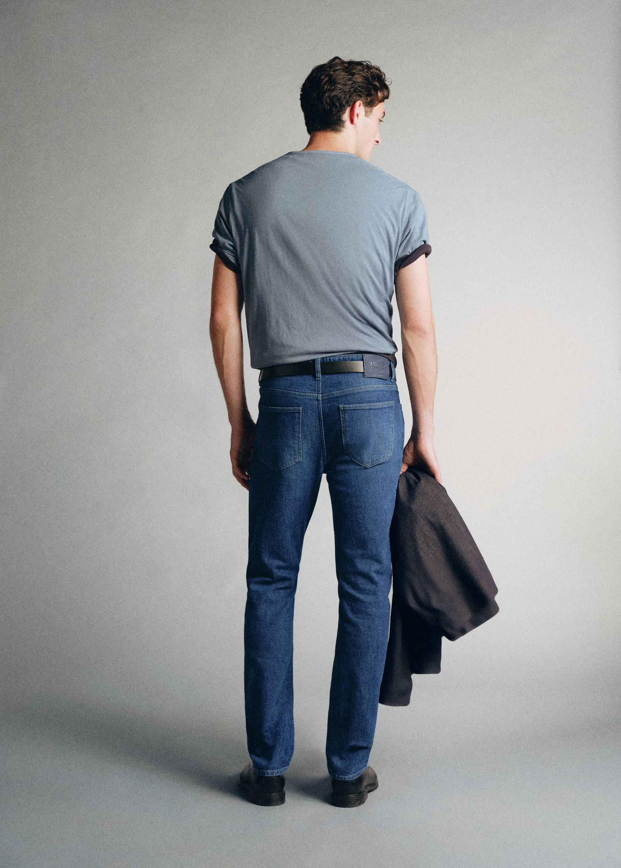 Jeans slim fit algodón premium - Reverso del artículo