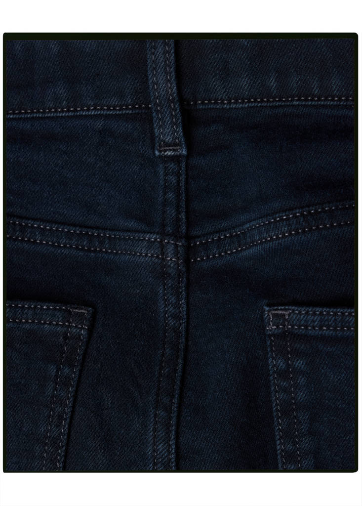 Slim-fit jeans in Italian cotton — Deep Dark Blue