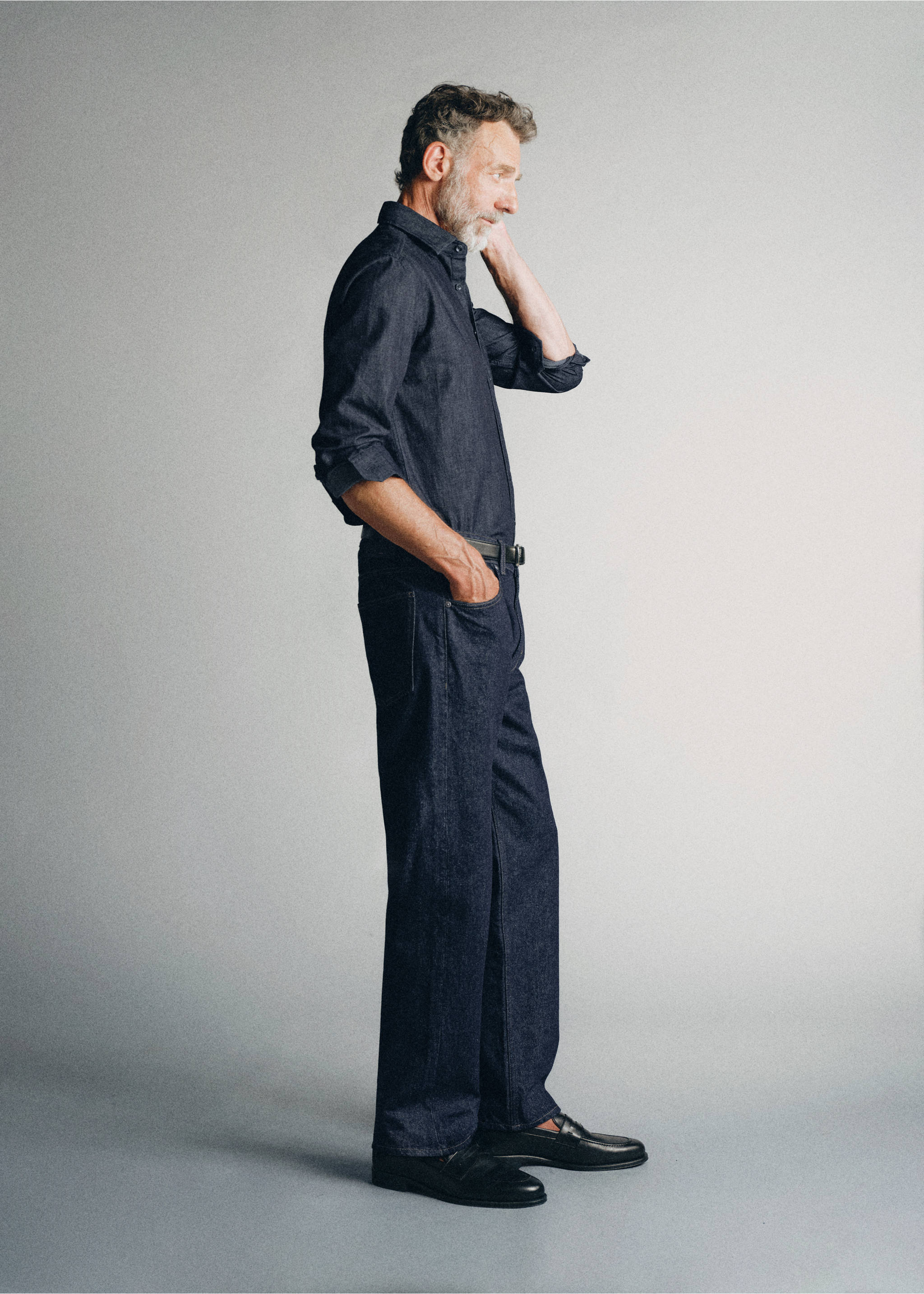 Relaxed fit jeans 100% premium cotton - Details of the article 2, Open Blue. Ref: 37005848-00.