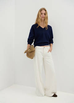V-neck sweater — Navy 2