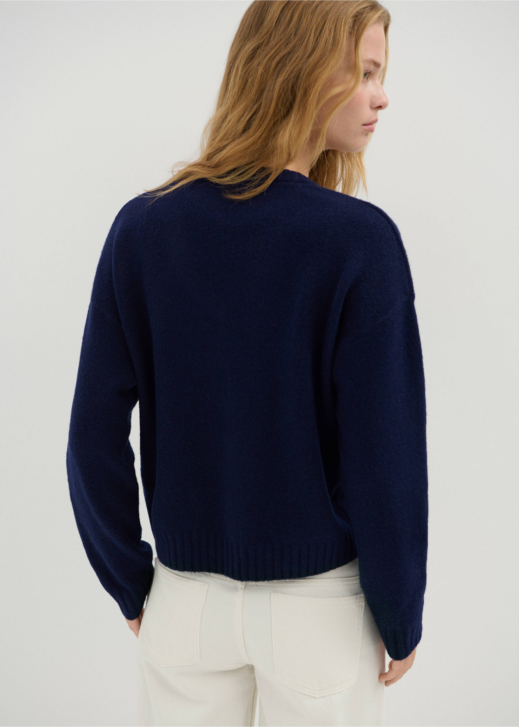 Pull-over à col en V - Verso de l’article, Bleu marine. Ref: 37005851-00.