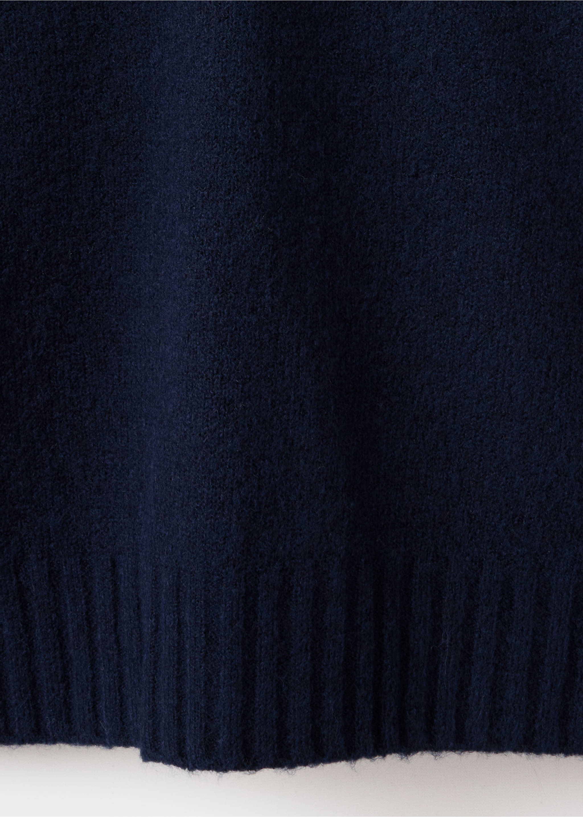 Pull-over à col en V - Détail de l'article 0, Bleu marine. Ref: 37005851-00.