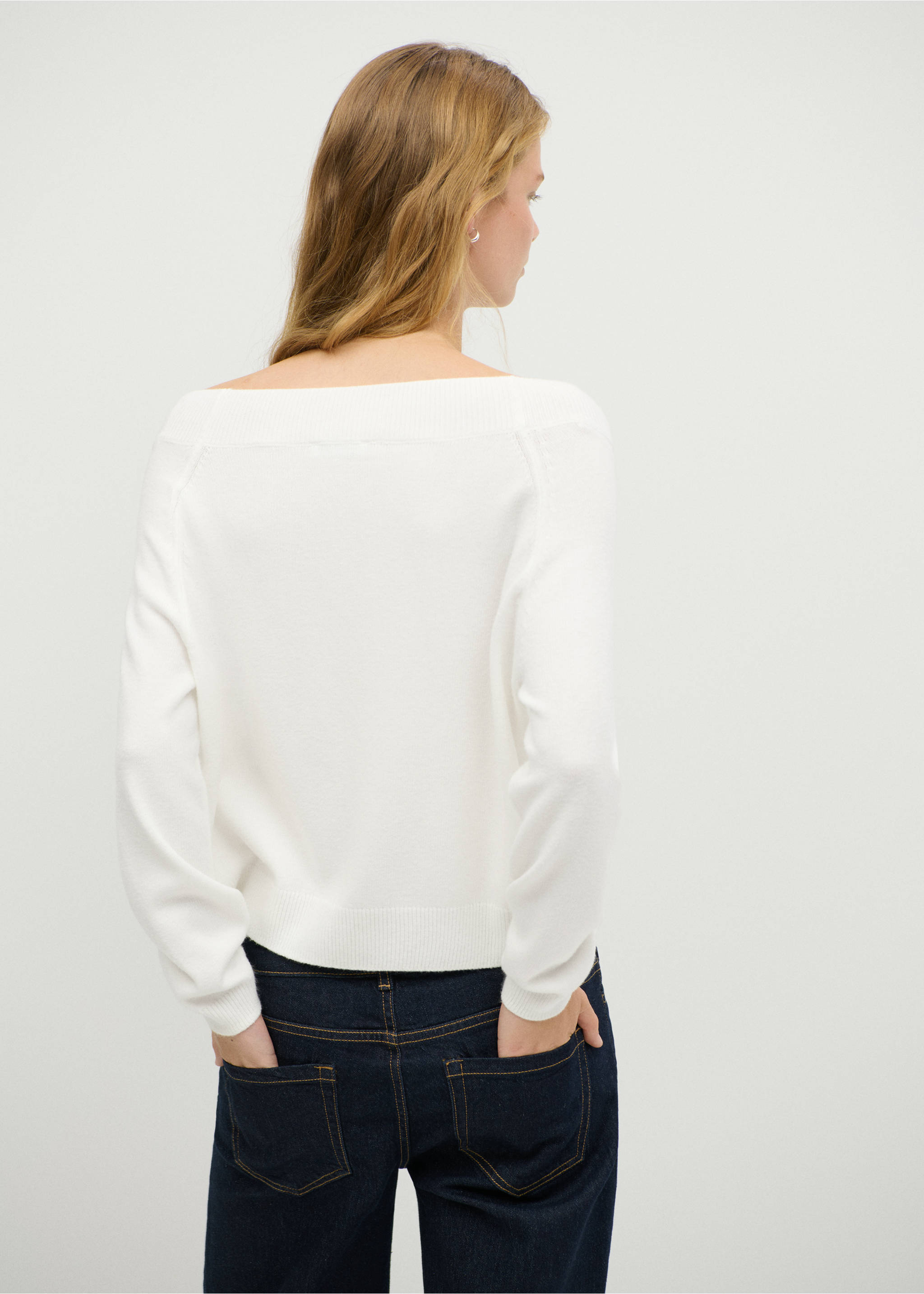 Boat neck sweater - Reverse of the article, Off White. Ref: 37005852-00.