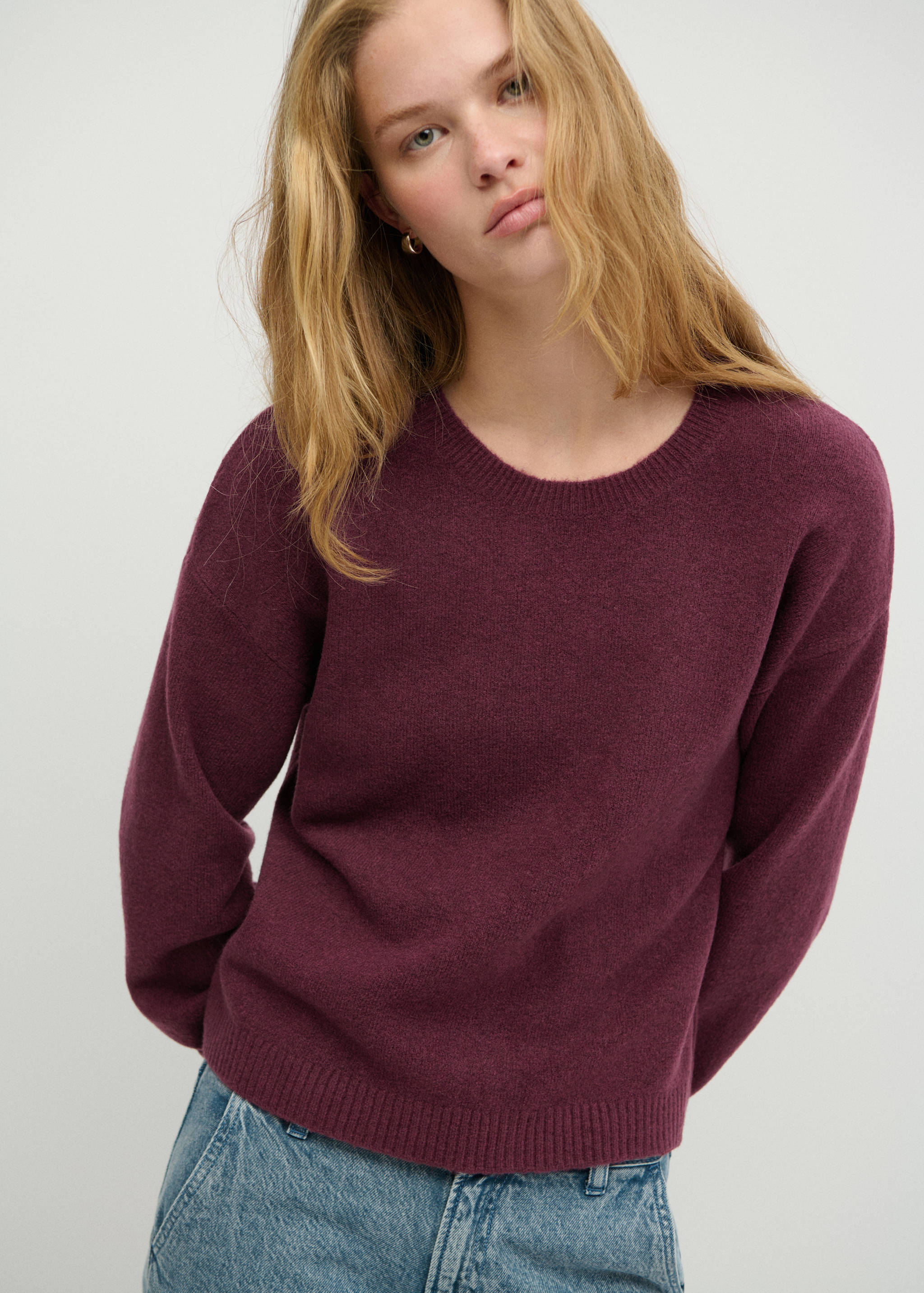 Ribbed neck sweater - Medium plane