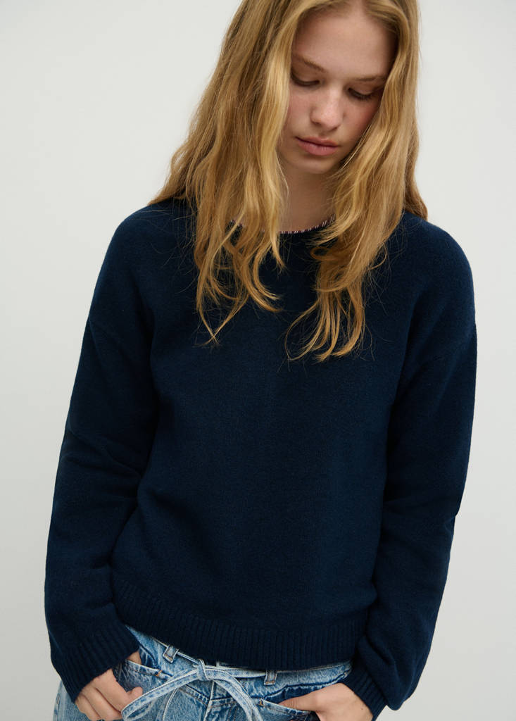 Ribbed neck sweater — Navy