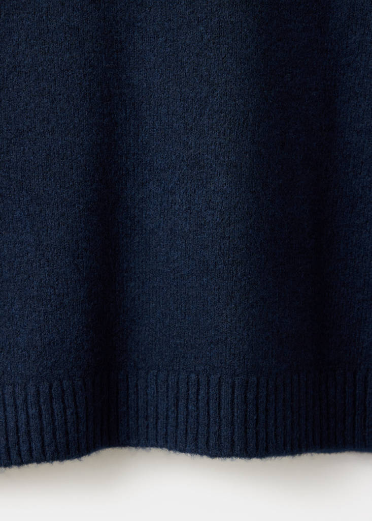 Ribbed neck sweater — Navy