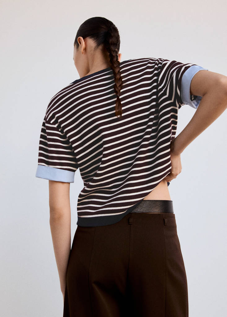 Layered knit jumper with shirt — Chocolate